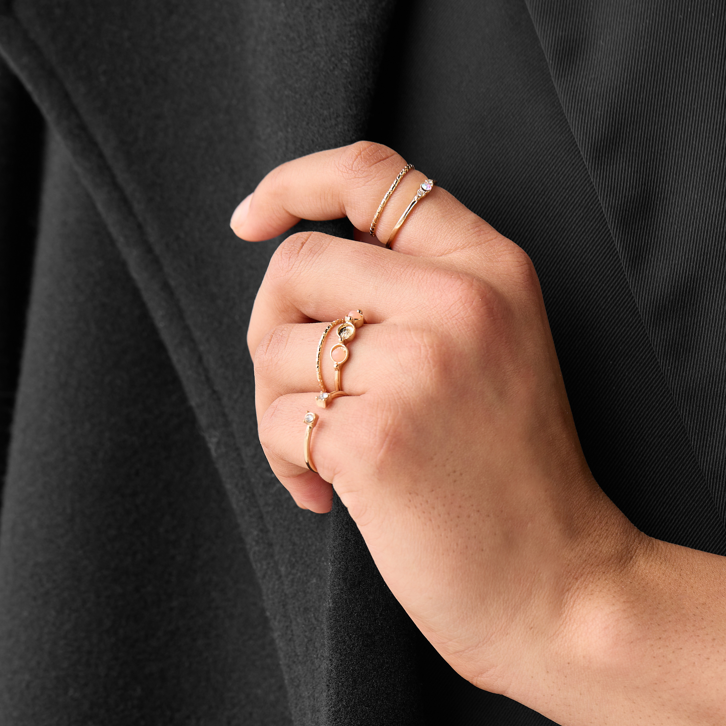 Assorted 7-Piece Metallic Ring Set - L-XL-women-watchesandjewellery-jewellery-rings-image-2