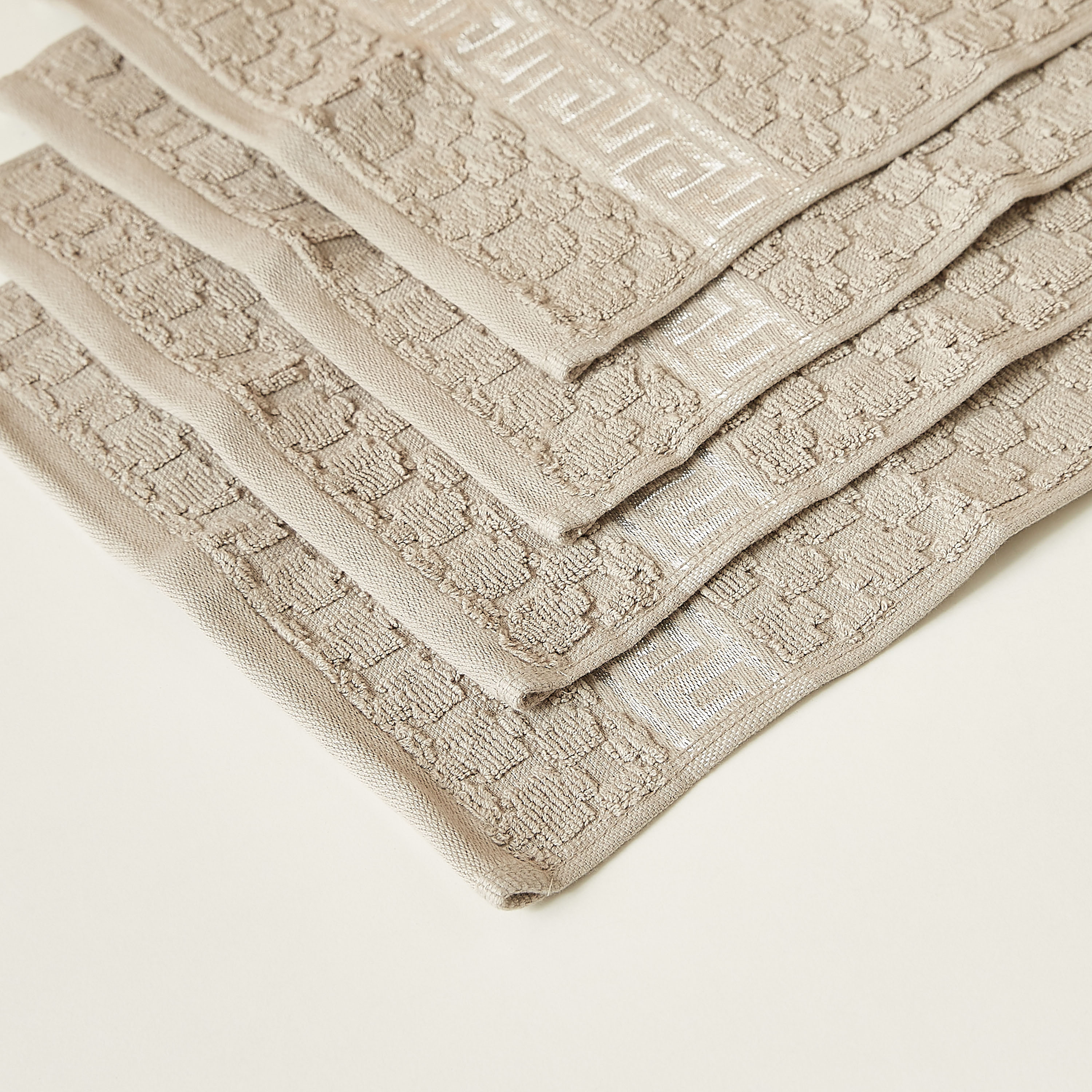 Gia Como 4-Piece Cotton Quick-Dry Face Towel Set - 30x30 cms-household-bathandlaundry-bathlinen-towels-image-3