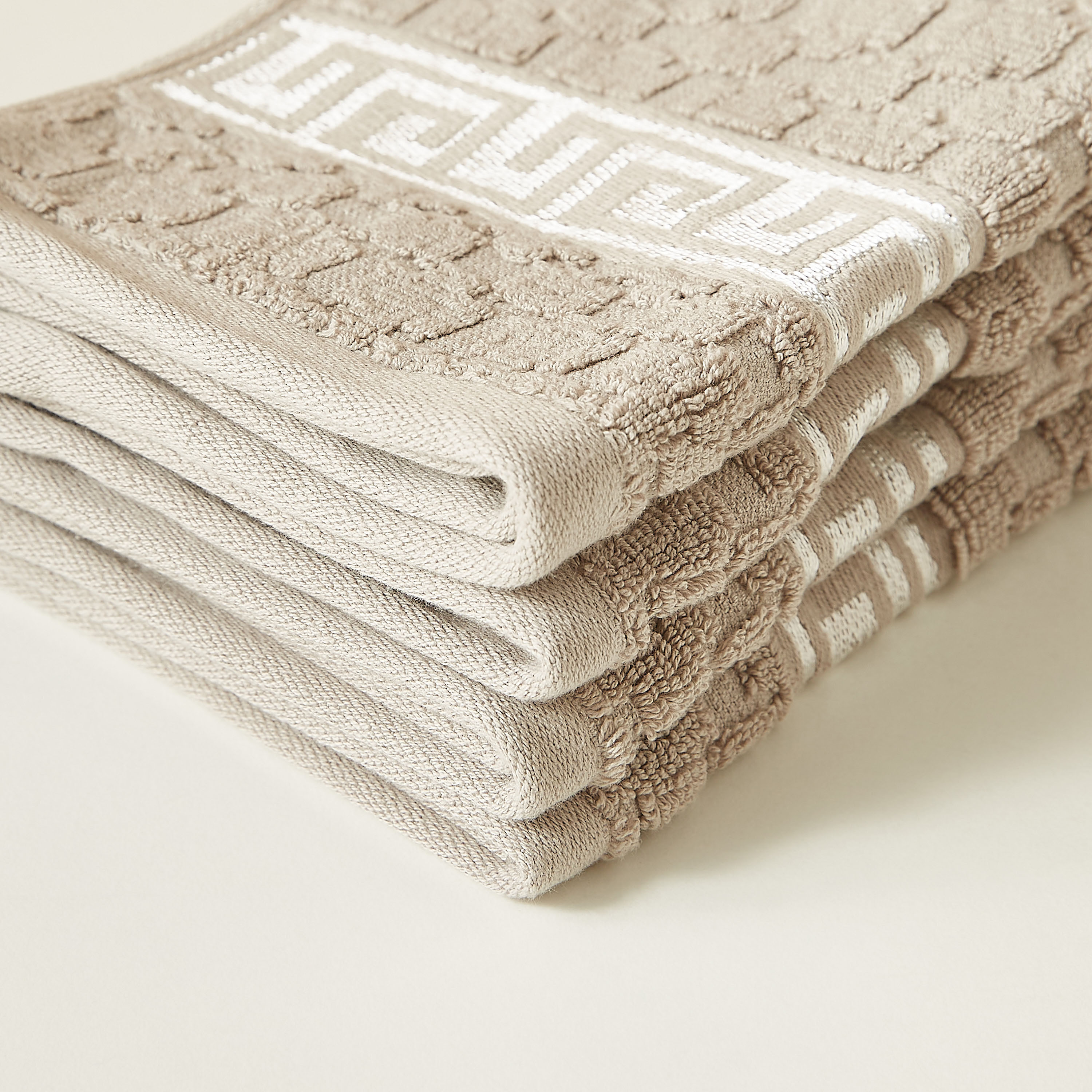 Gia Como 4-Piece Cotton Quick-Dry Face Towel Set - 30x30 cms-household-bathandlaundry-bathlinen-towels-image-4