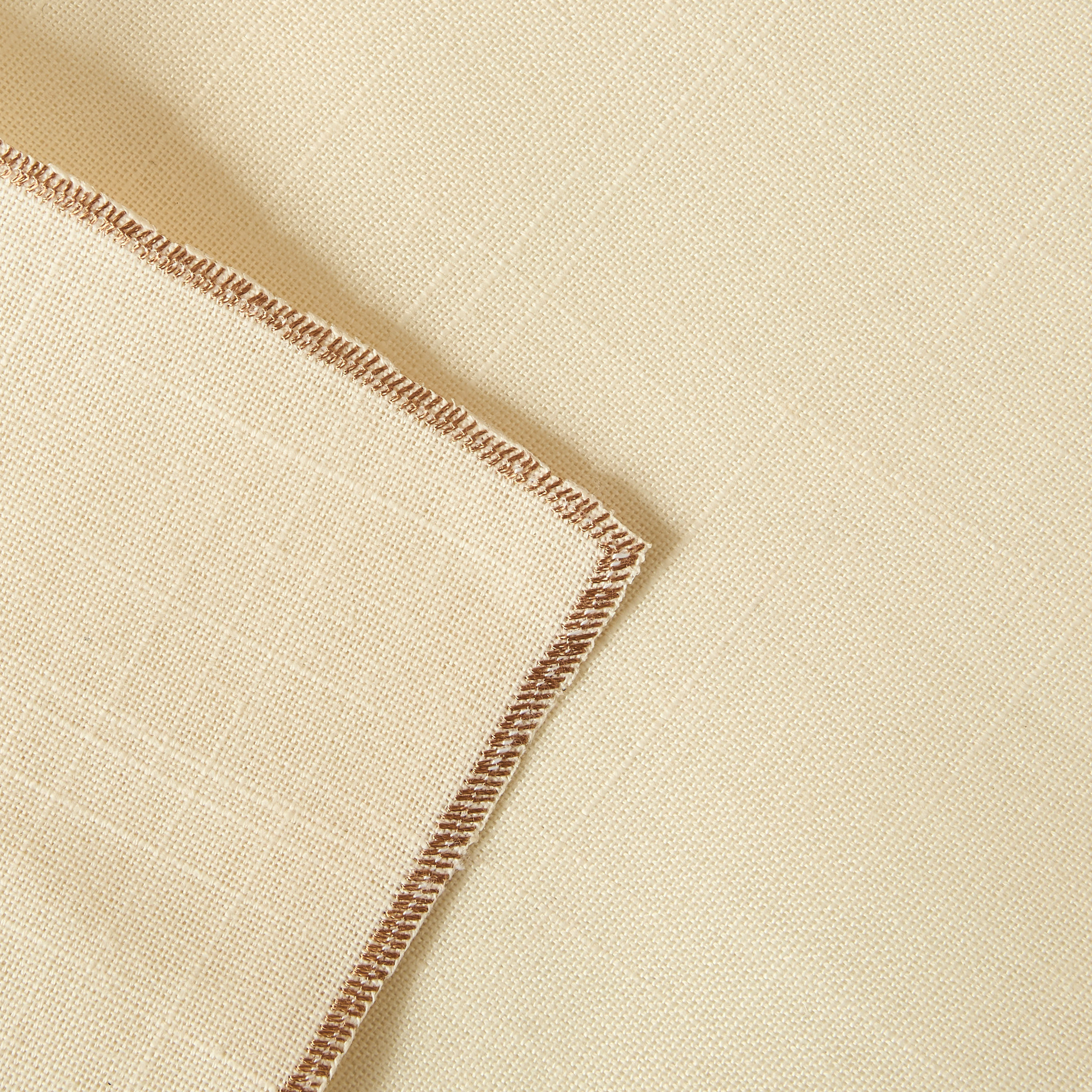 طقم مناديل مطرزة 4 قطع بتصميم نخيل - 43x43 سم-household-dining-tablelinen-napkinsandaccessories-image-4