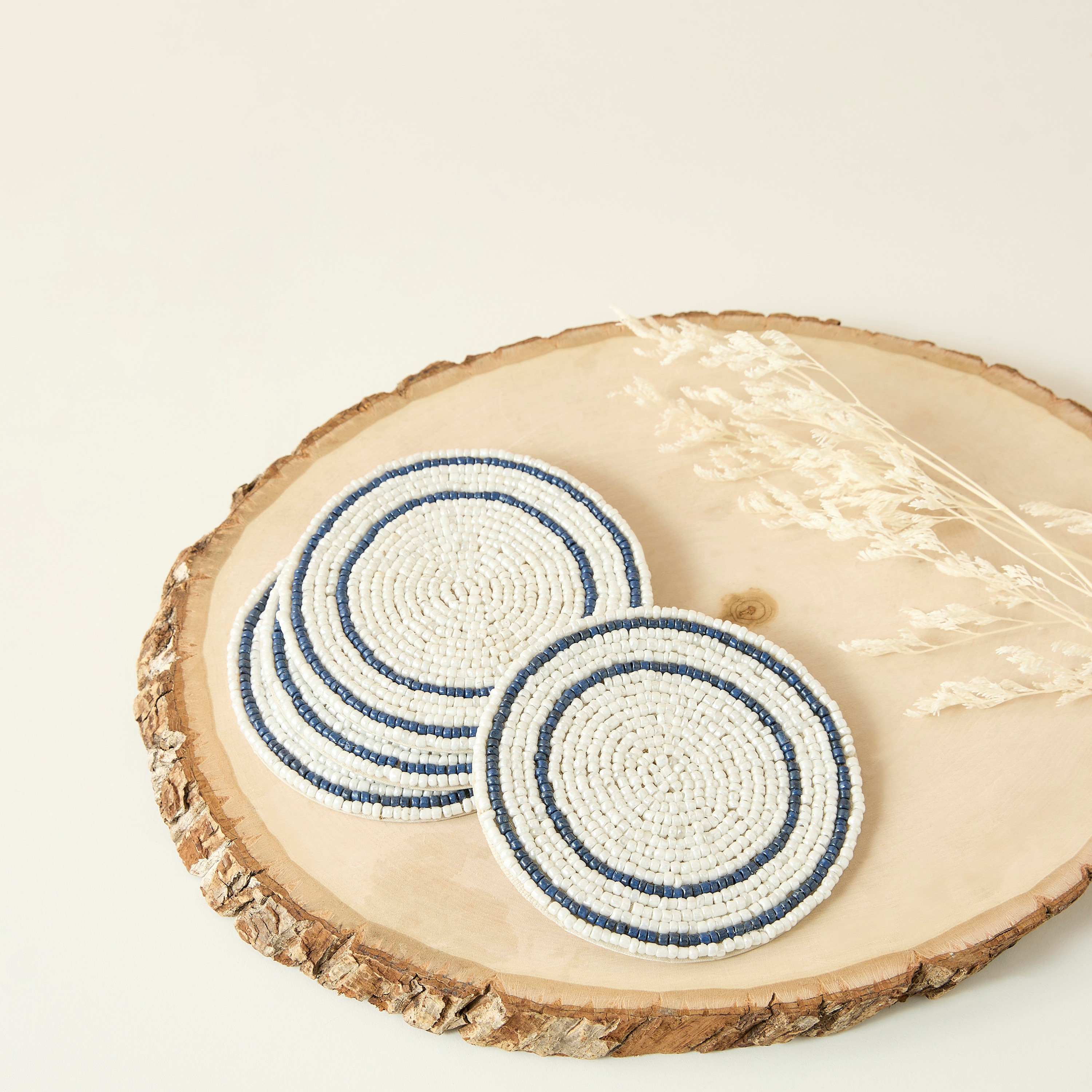 Gia Como Beaded Glass Coaster - Set of 4-household-dining-tablelinen-napkinsandaccessories-image-1