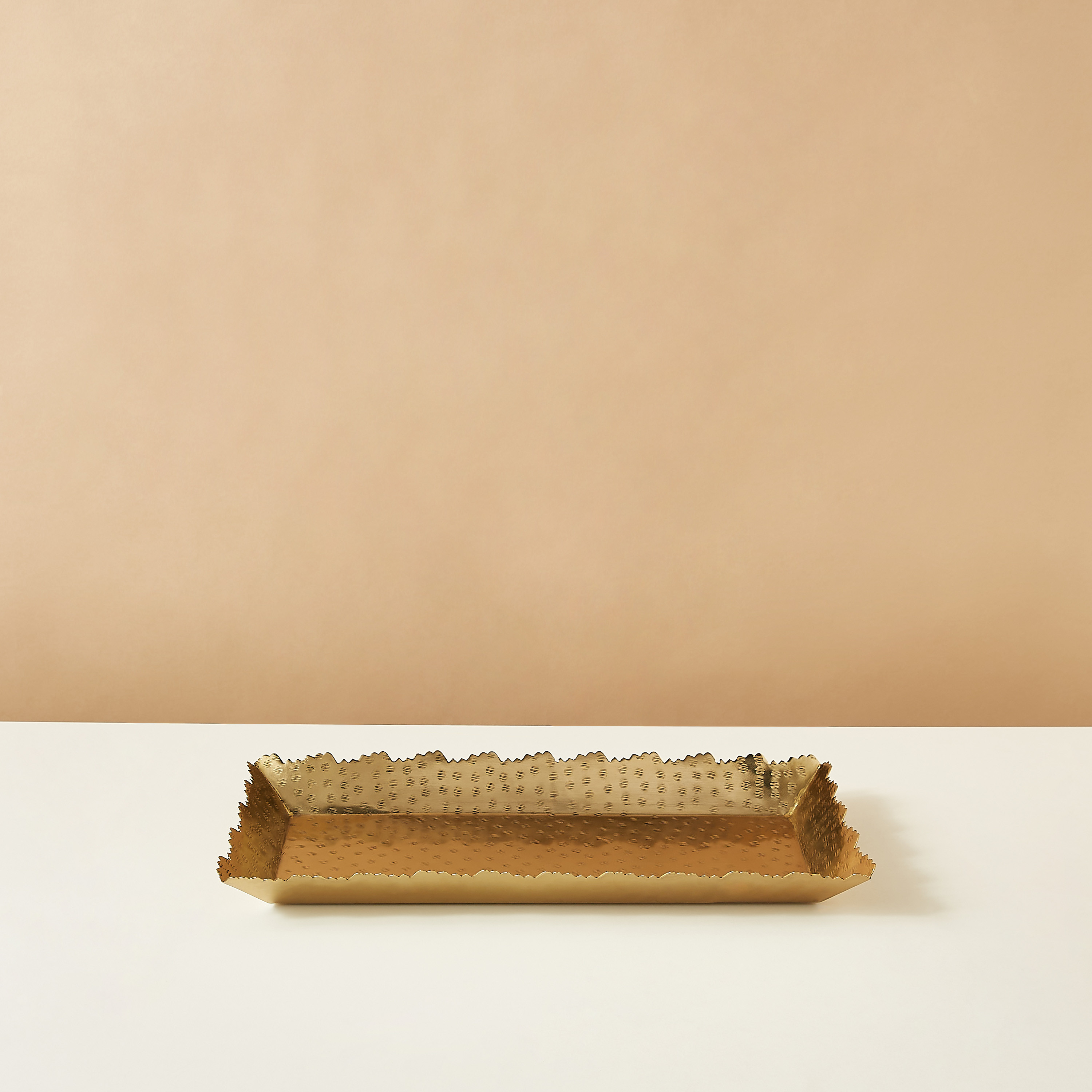 Gia Como Embossed Serving Tray-household-dining-serveware-servingtrays-image-2