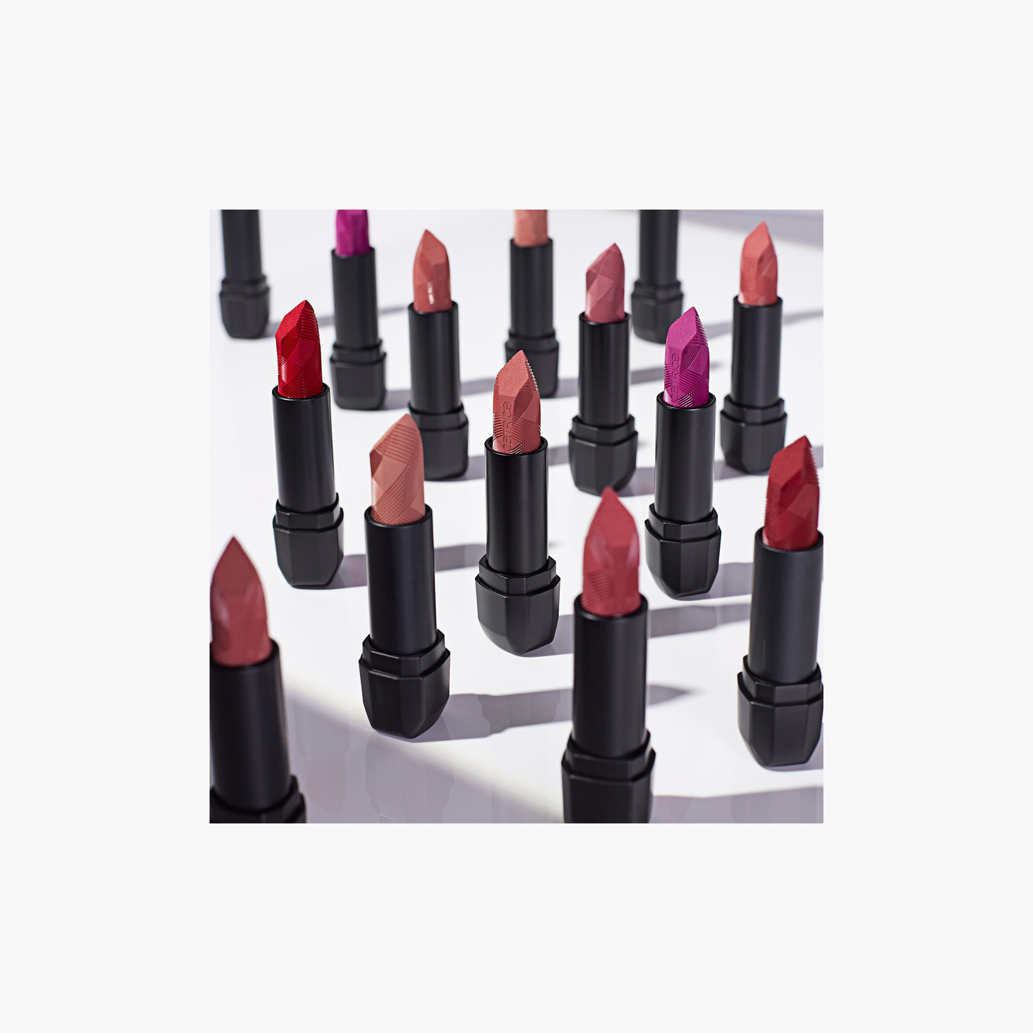 أحمر الشفاه مات سكاندلوس من كاتريس - 3.5 جم-beautyandpersonalcare-makeup-lips-lipsticks-image-1