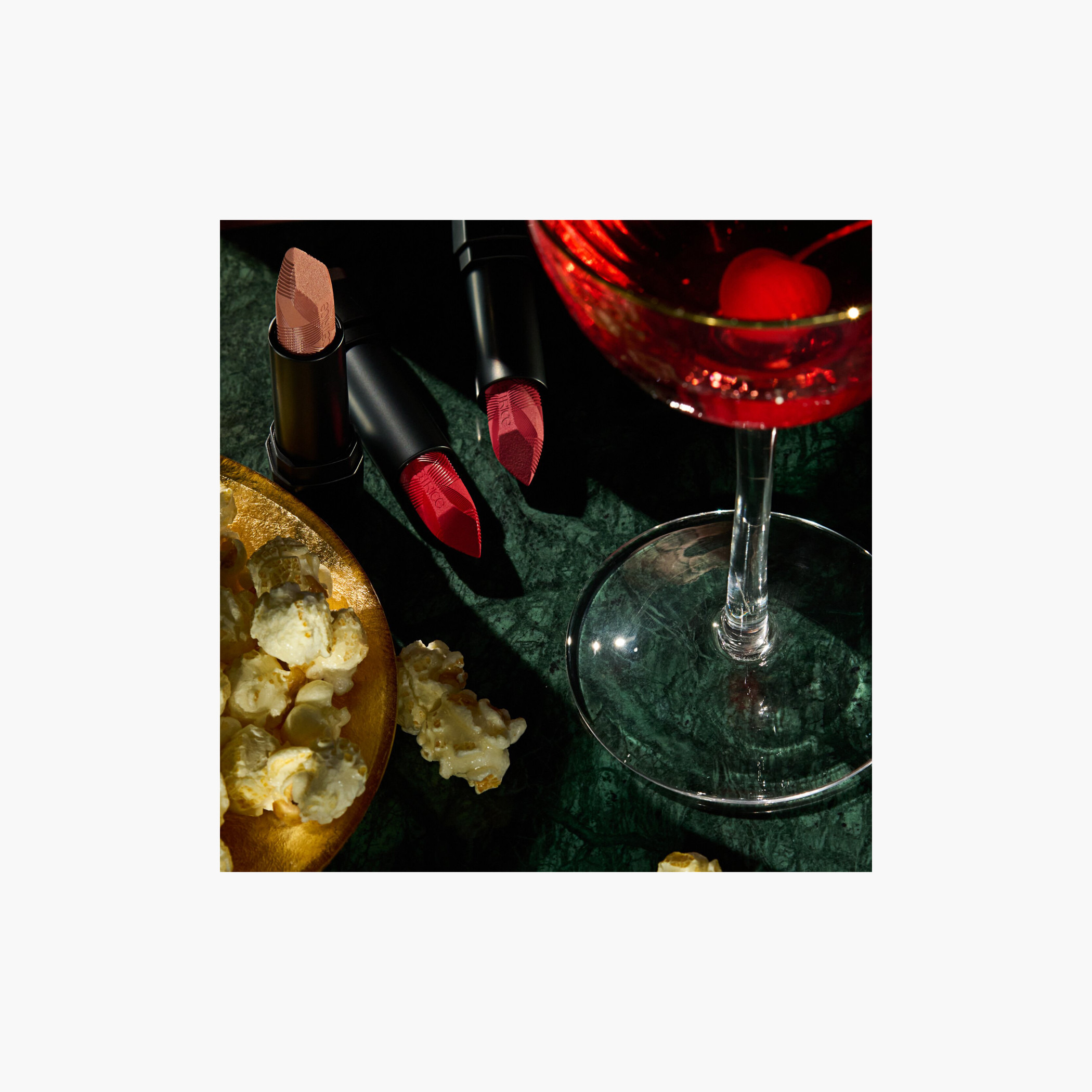 أحمر الشفاه مات سكاندلوس من كاتريس - 3.5 جم-beautyandpersonalcare-makeup-lips-lipsticks-image-3