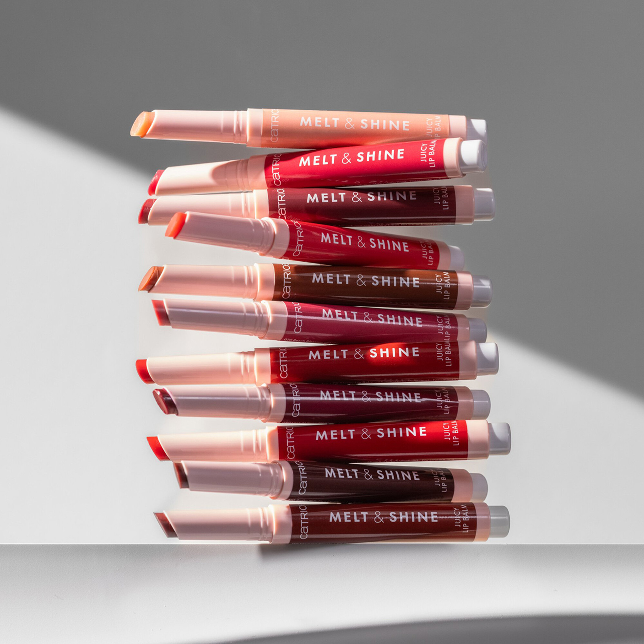 بلسم الشفاه ميلت آند شاين جوسي من كاتريس - 1.3 جم-beautyandpersonalcare-makeup-lips-lipglossesandbalms-image-47