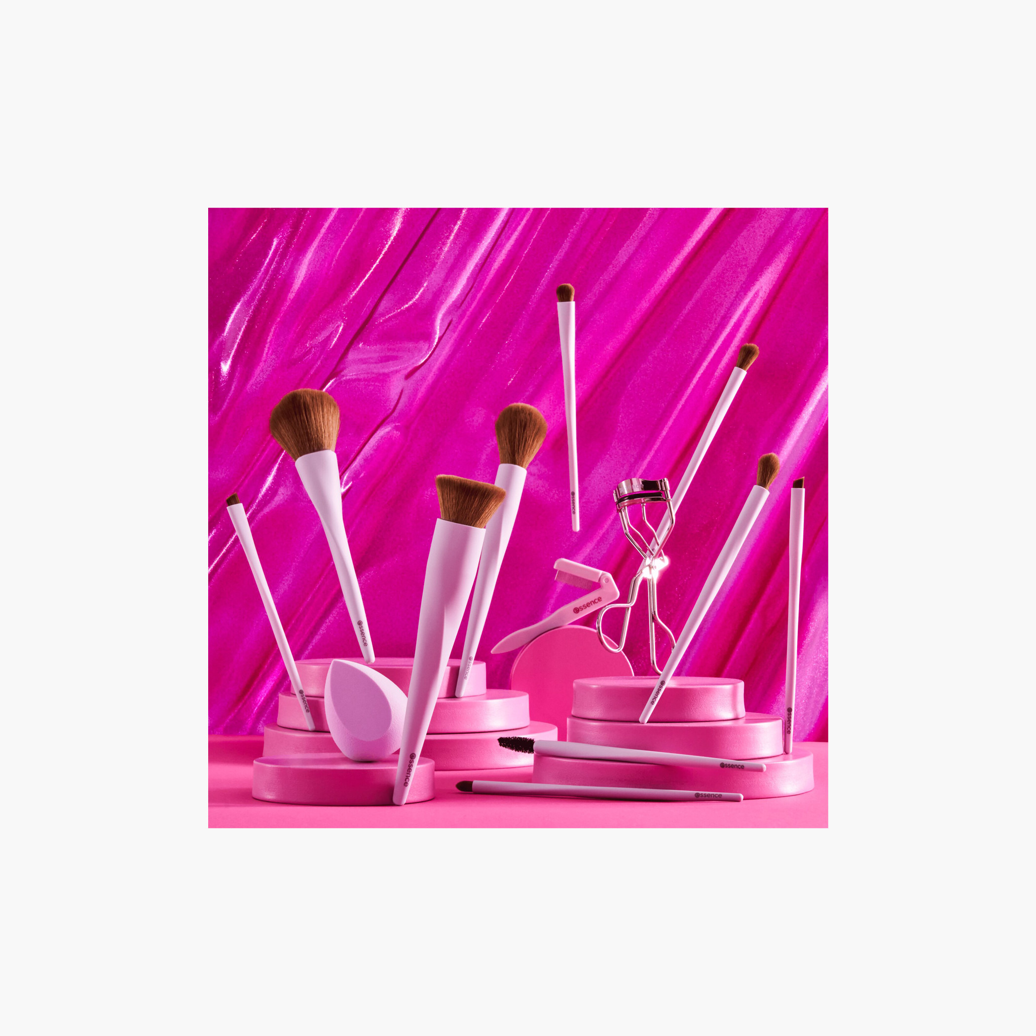 Essence Eyeshadow Brush-beautyandpersonalcare-makeup-brushesandaccessories-brushes-image-5