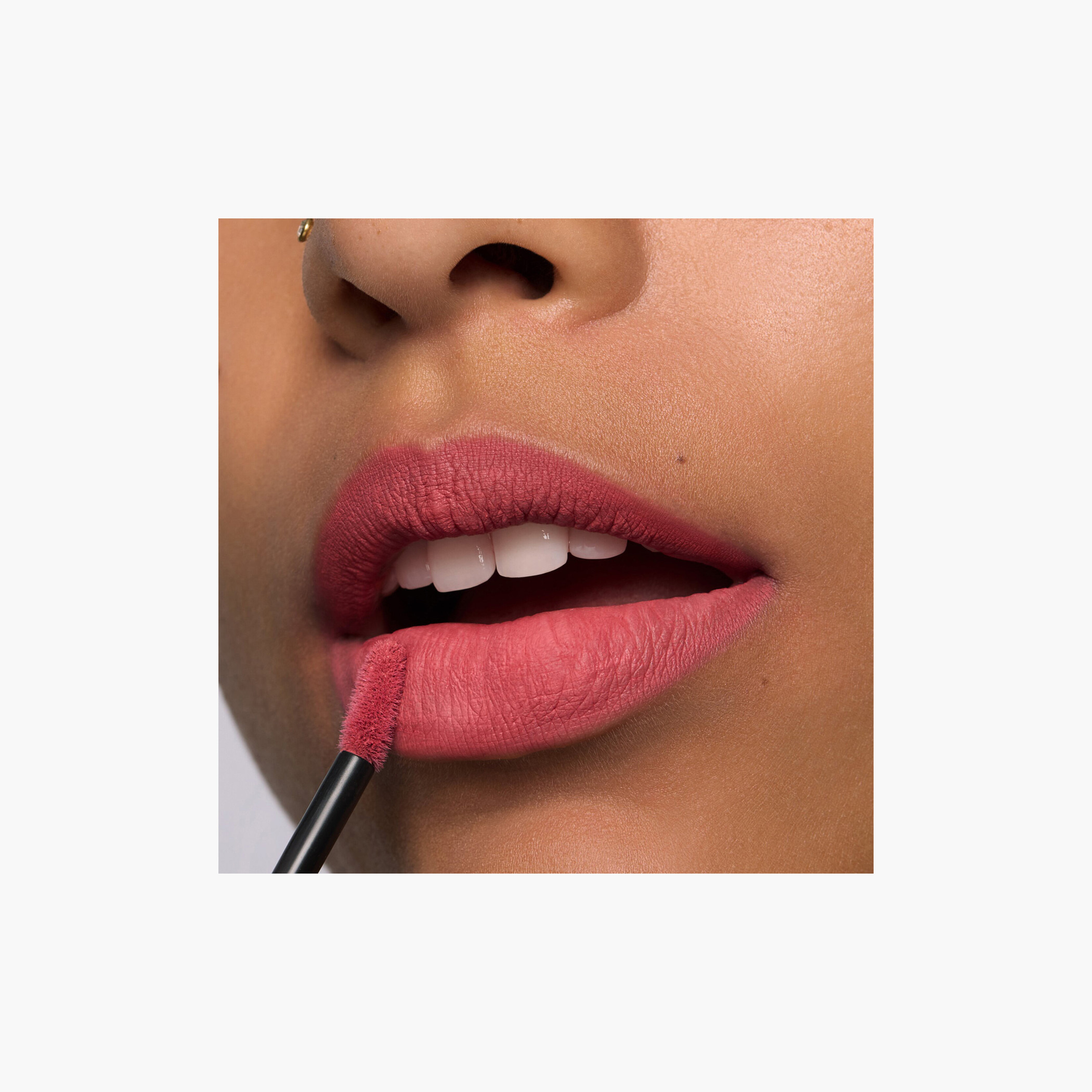 أحمر شفاه سائل مطفي من إيسنس-beautyandpersonalcare-makeup-lips-liquidlipsticks-image-5