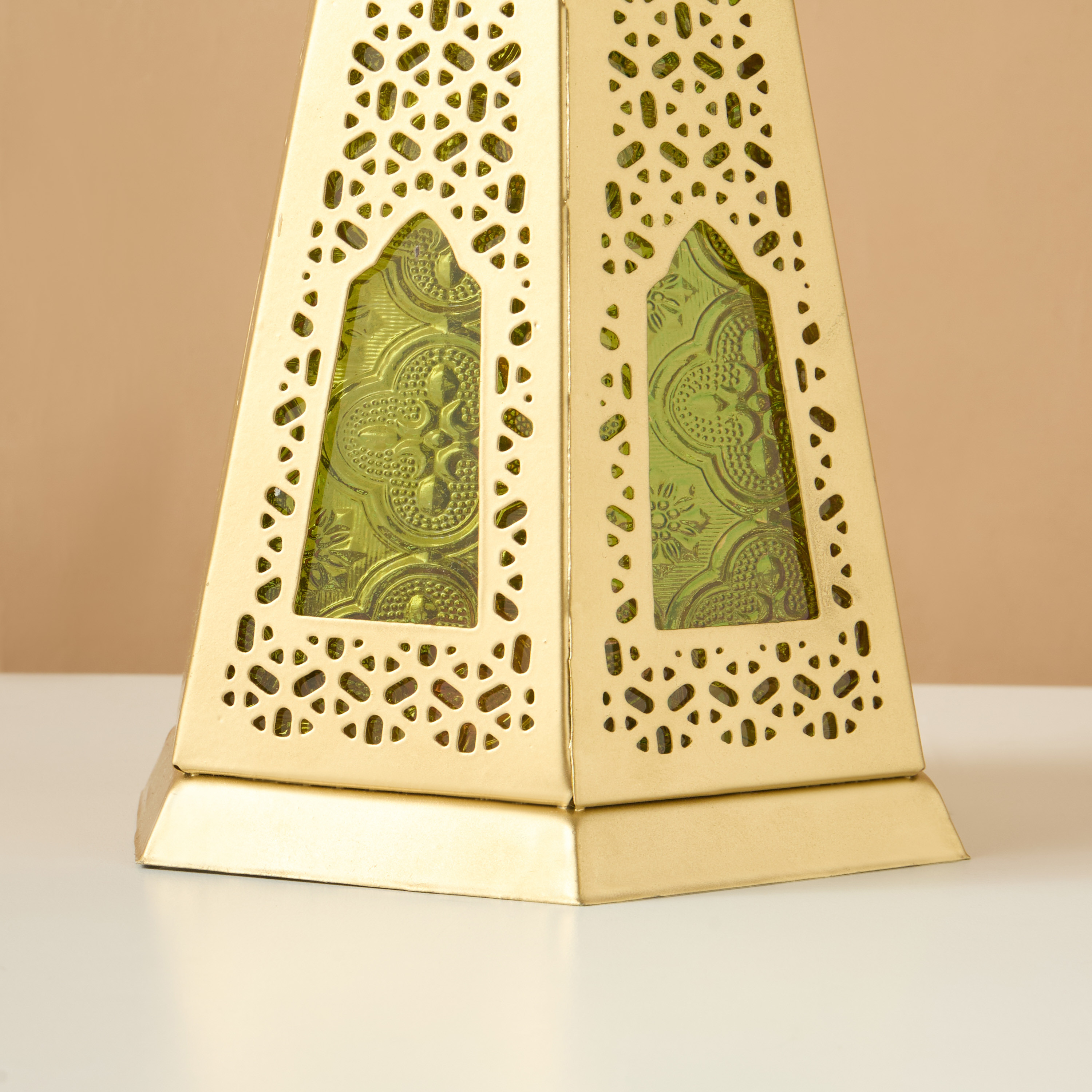 فانوس معدن مزين - 21 سم-household-decor-candleholdersandlanterns-image-4