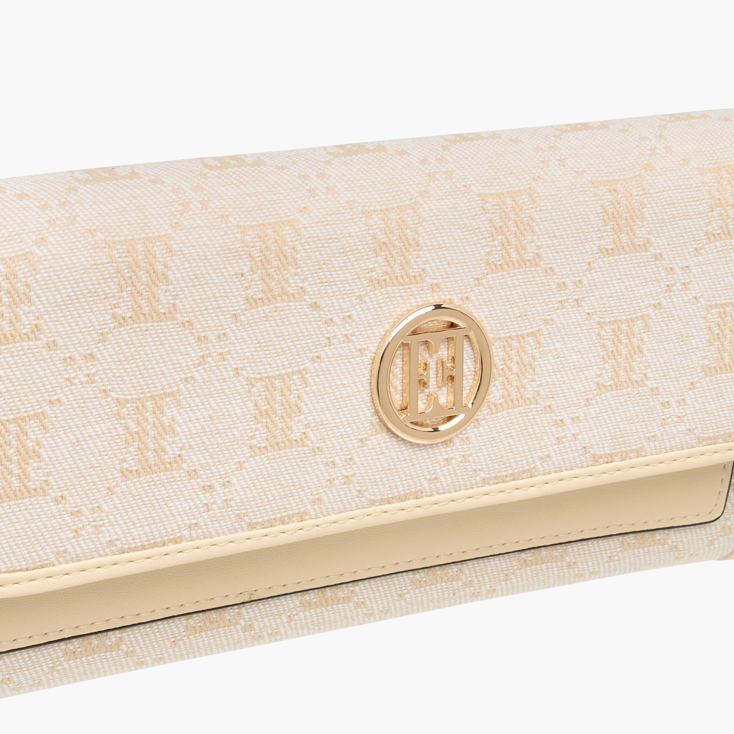 محفظة مونوجرام بارزة الملمس بزر إغلاق من إيل-women-bagsandwallets-wallets-image-3