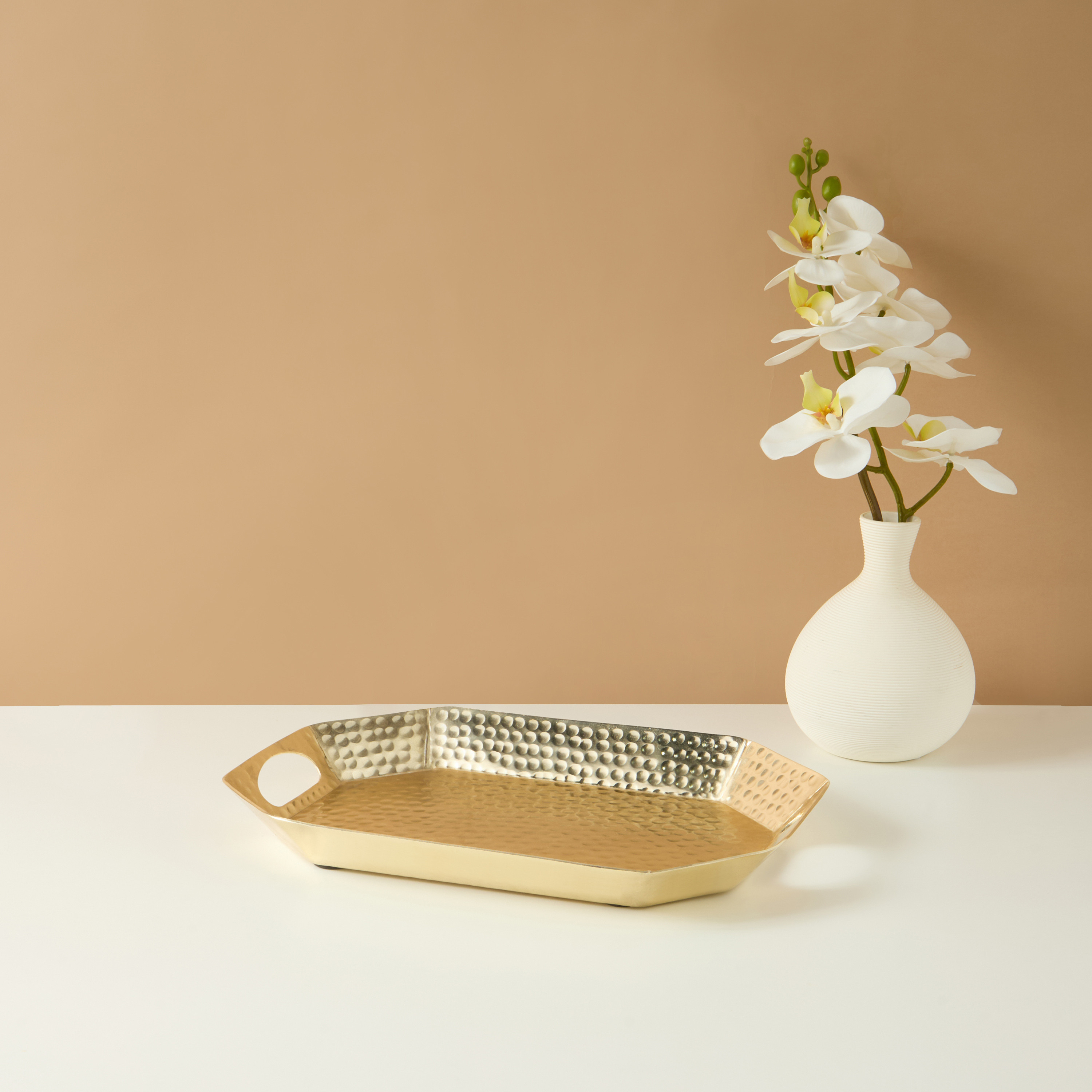 Decorative Hammered Metal Tray - 38x27 cms-household-dining-serveware-servingtrays-image-1