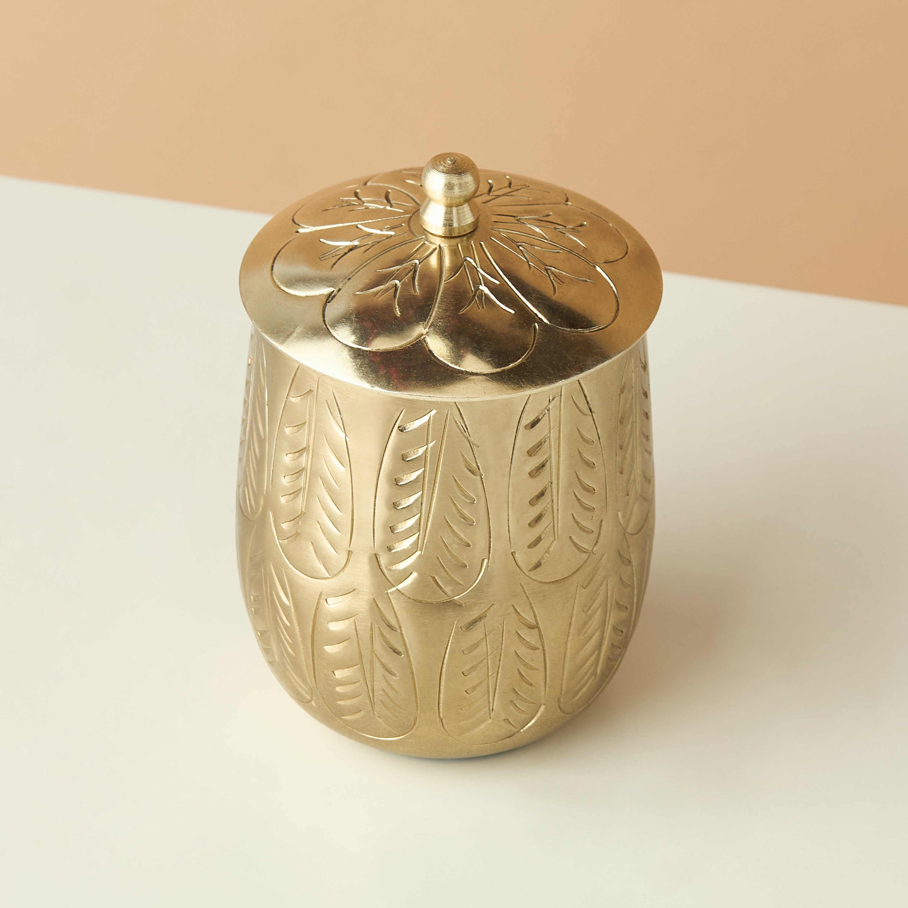 حاوية ديكور ألومنيوم بارزة الملمس - 10x10x15 سم-household-decor-decorativeobjectsandsculptures-image-2