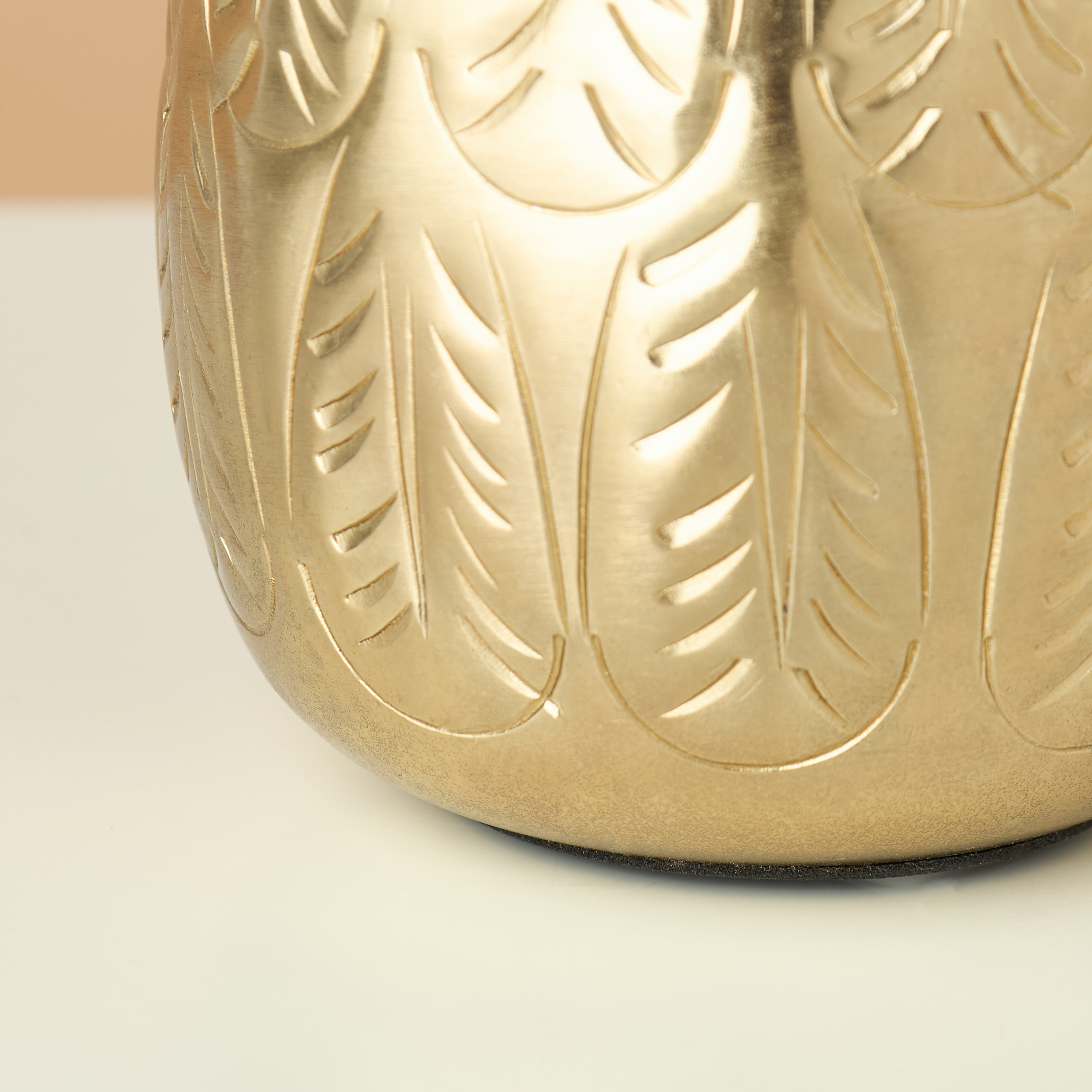 حاوية ديكور ألومنيوم بارزة الملمس - 10x10x15 سم-household-decor-decorativeobjectsandsculptures-image-4