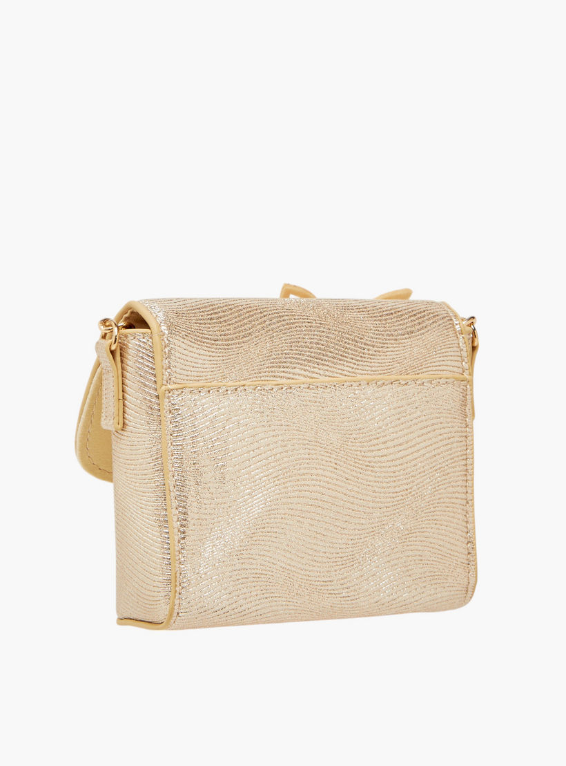 شنطة كروس بودي مزينة بحزام سلسلة وزر إغلاق من ليتل ميسي-girls-accessories-bags-image-3