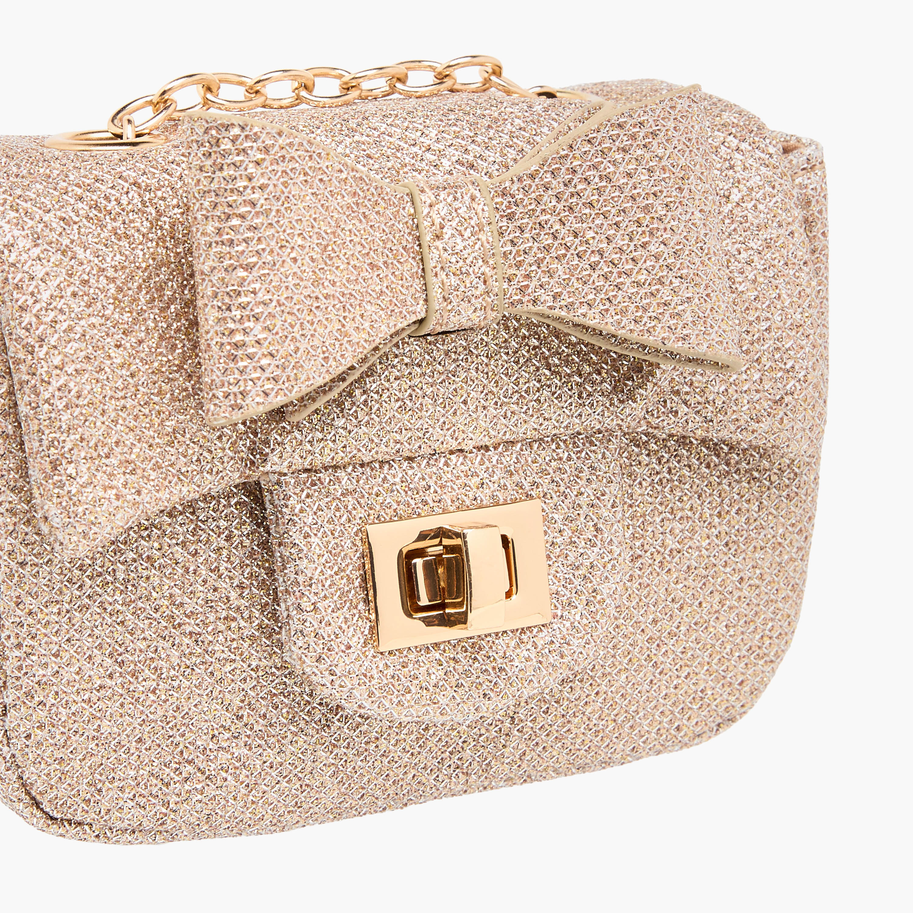 شنطة كروس بودي بفيونكة وبحزام سلسلة وزر إغلاق تويست من ليتل ميسي-girls-accessories-bags-image-4