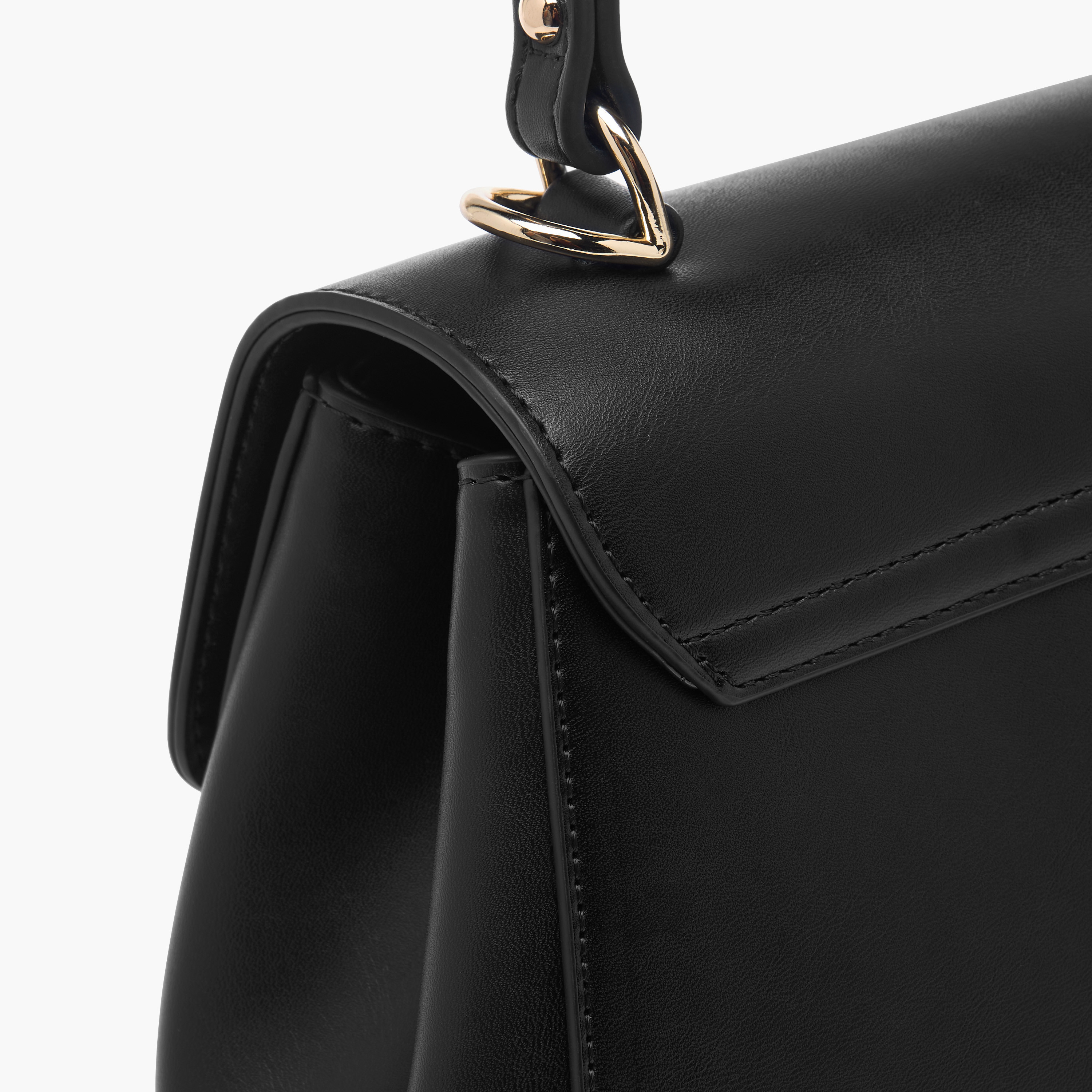 شنطة ساتشيل بمقبض علوي وحزام قابل للفصل ونقوش مونوجرام من سيليست-women-bagsandwallets-handbags-image-5