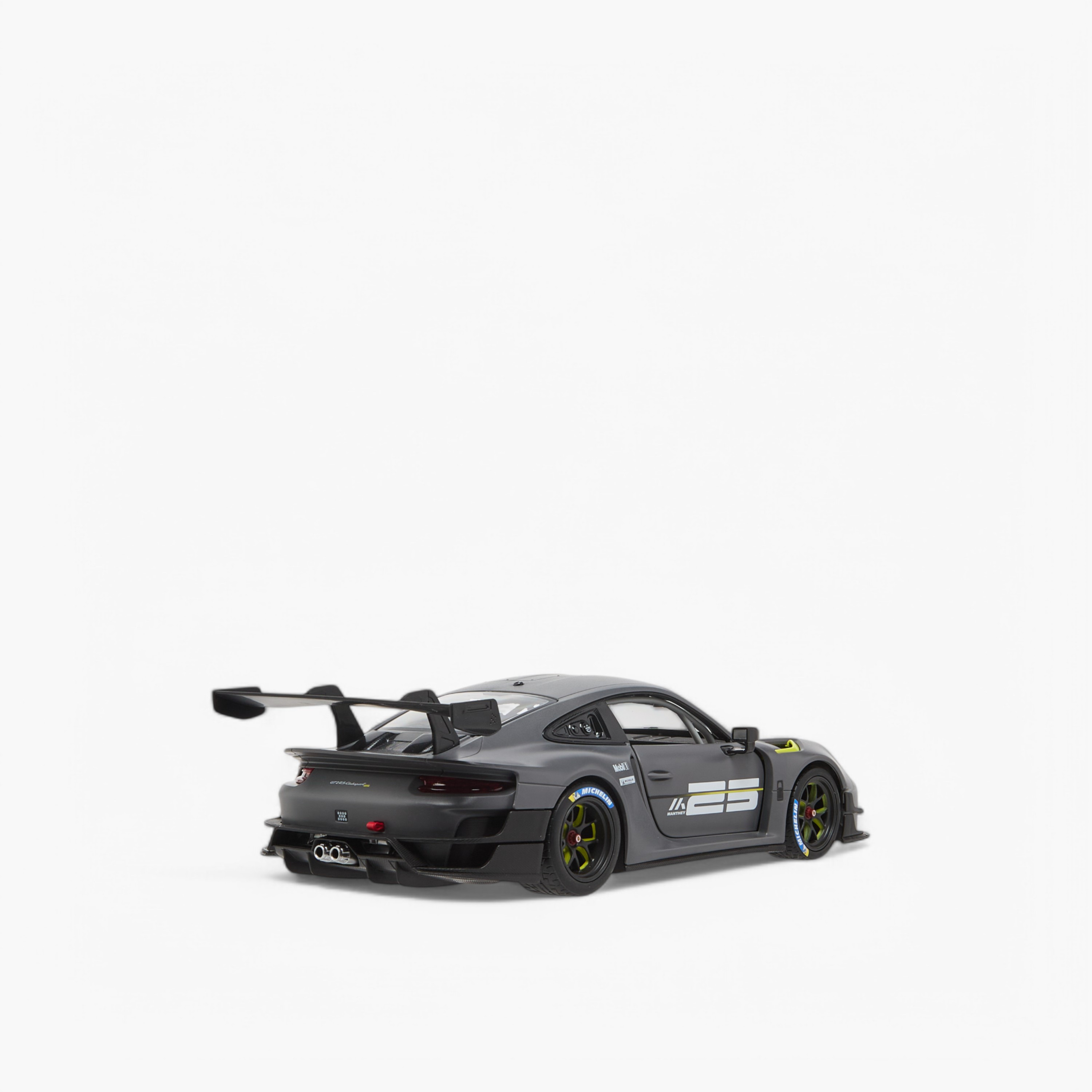Rastar 1:14 Porsche 911 GT2 RS Remote Control Toy Car-toys-playvehicles-diecastcars-image-4