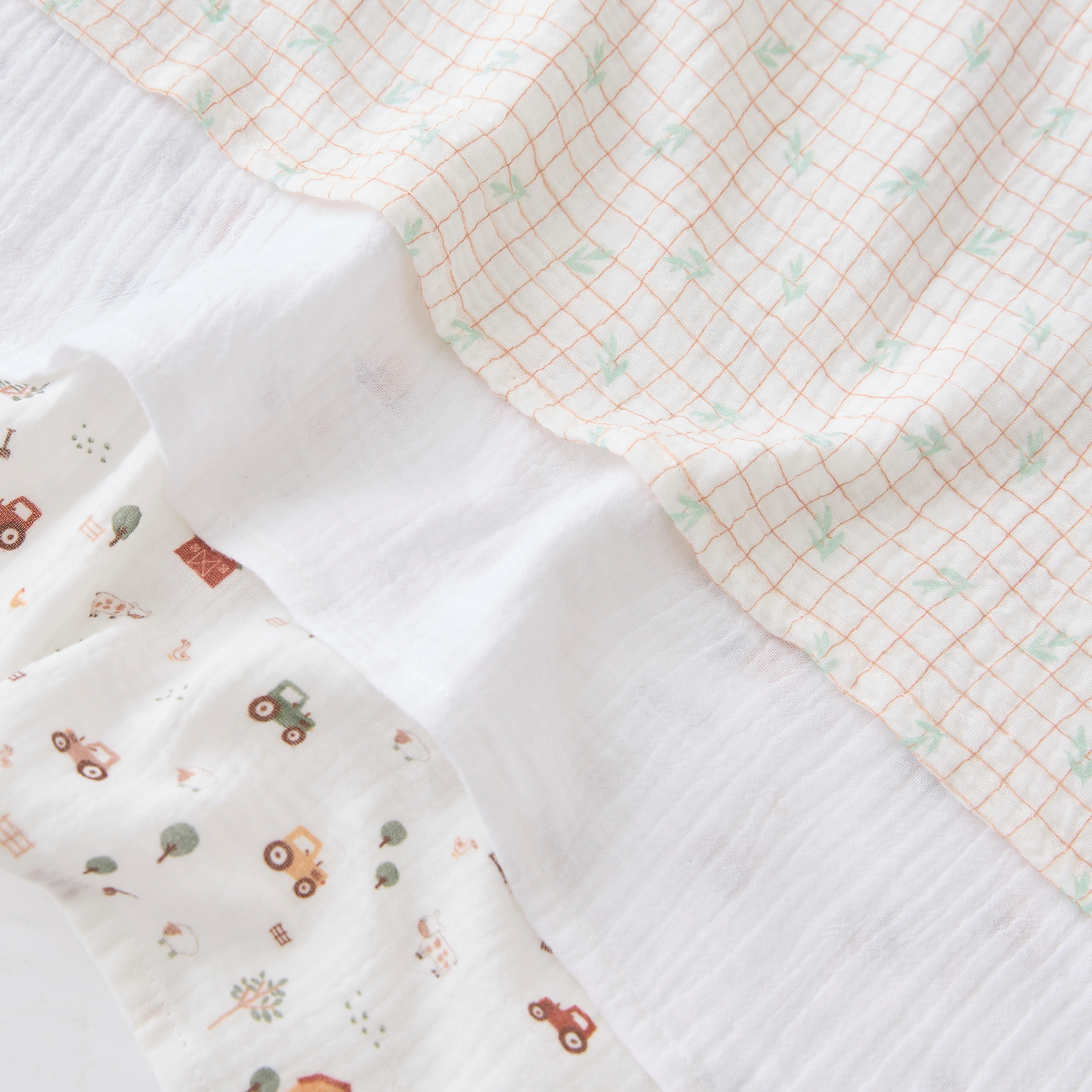 Juniors Farmyard Print 3-Piece Muslin Swaddle Blanket Set - 100x100 cm-baby-nursery-blanketsandswaddles-swaddlesandsleepingbags-image-4