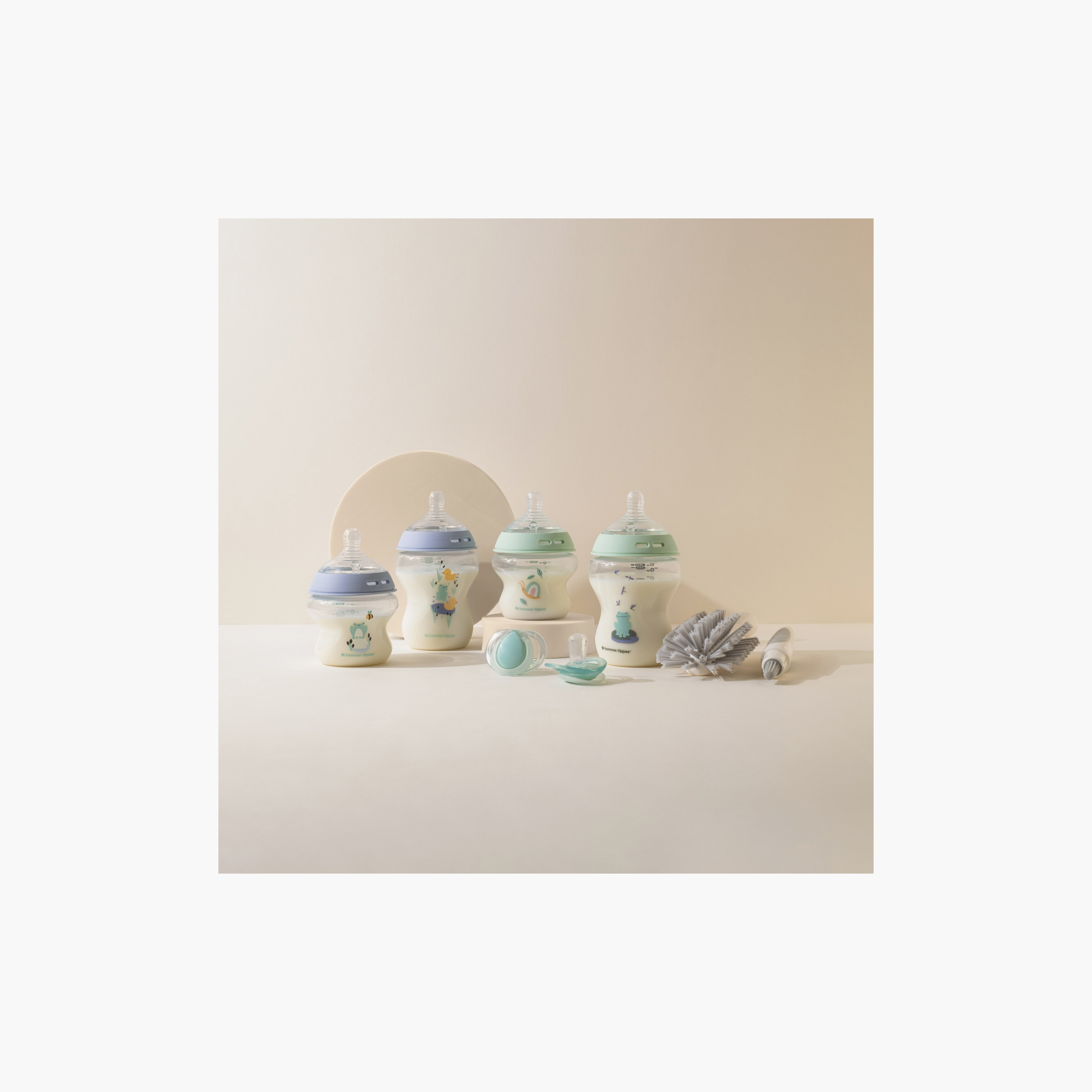 Tommee Tippee 9-Piece Natural Start Feeding Bottle Starter Kit-baby-feeding-feedingbottles-bottlesandteats-image-4