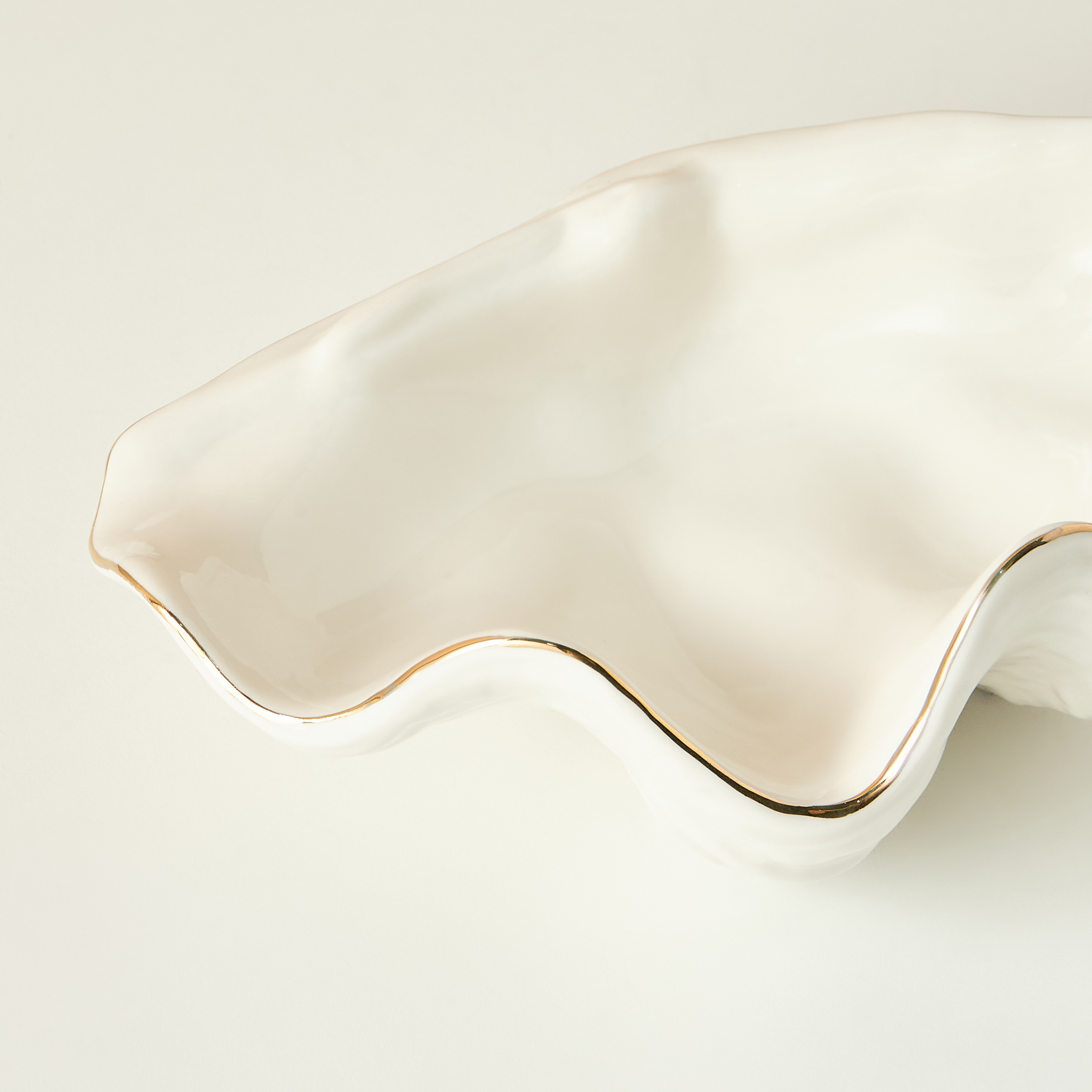وعاء ديكور خزف - 20×15×7 سم-household-decor-vasesandbowls-image-4