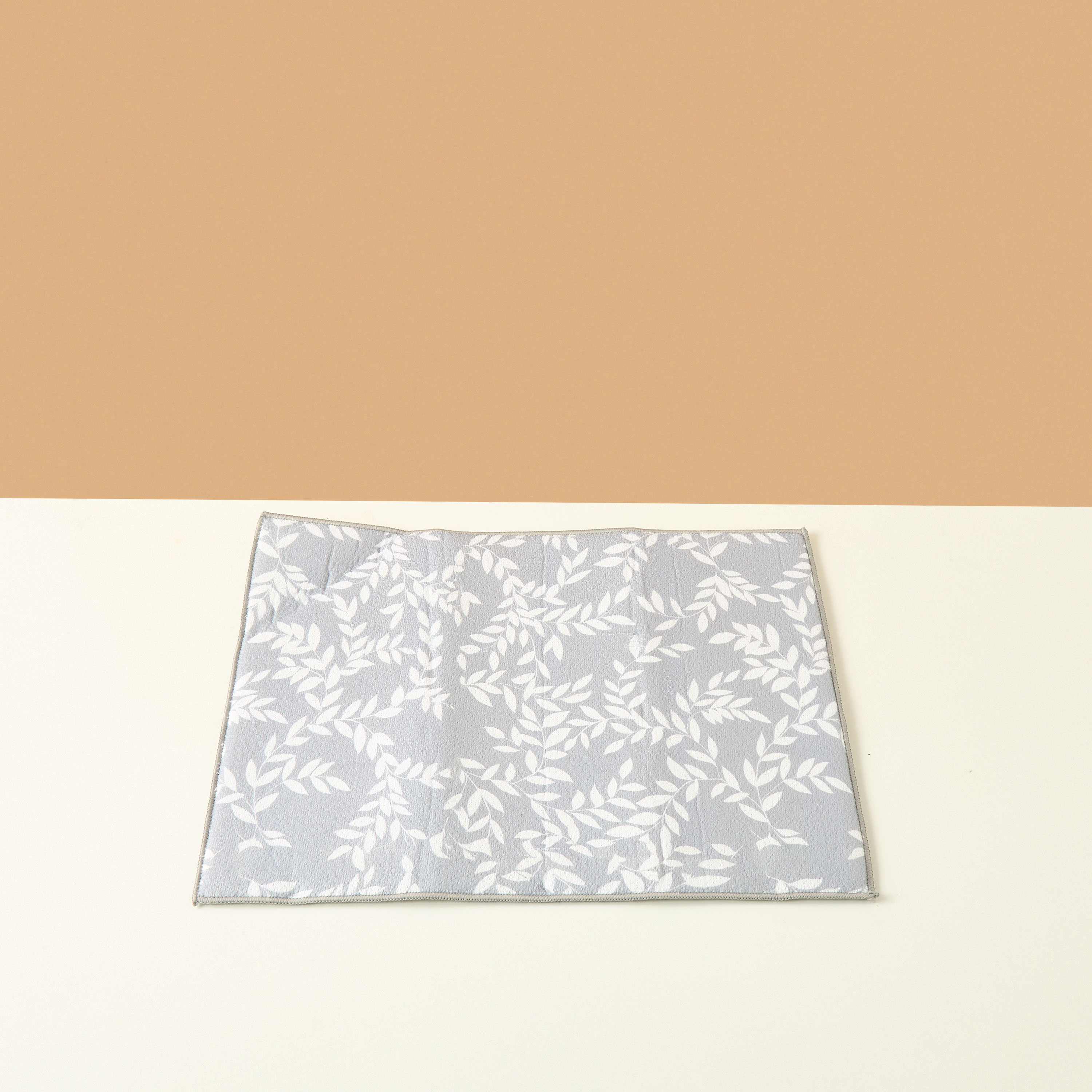 Leaf Print Placemat - 38x51 cms-household-dining-tablelinen-placemats-image-2