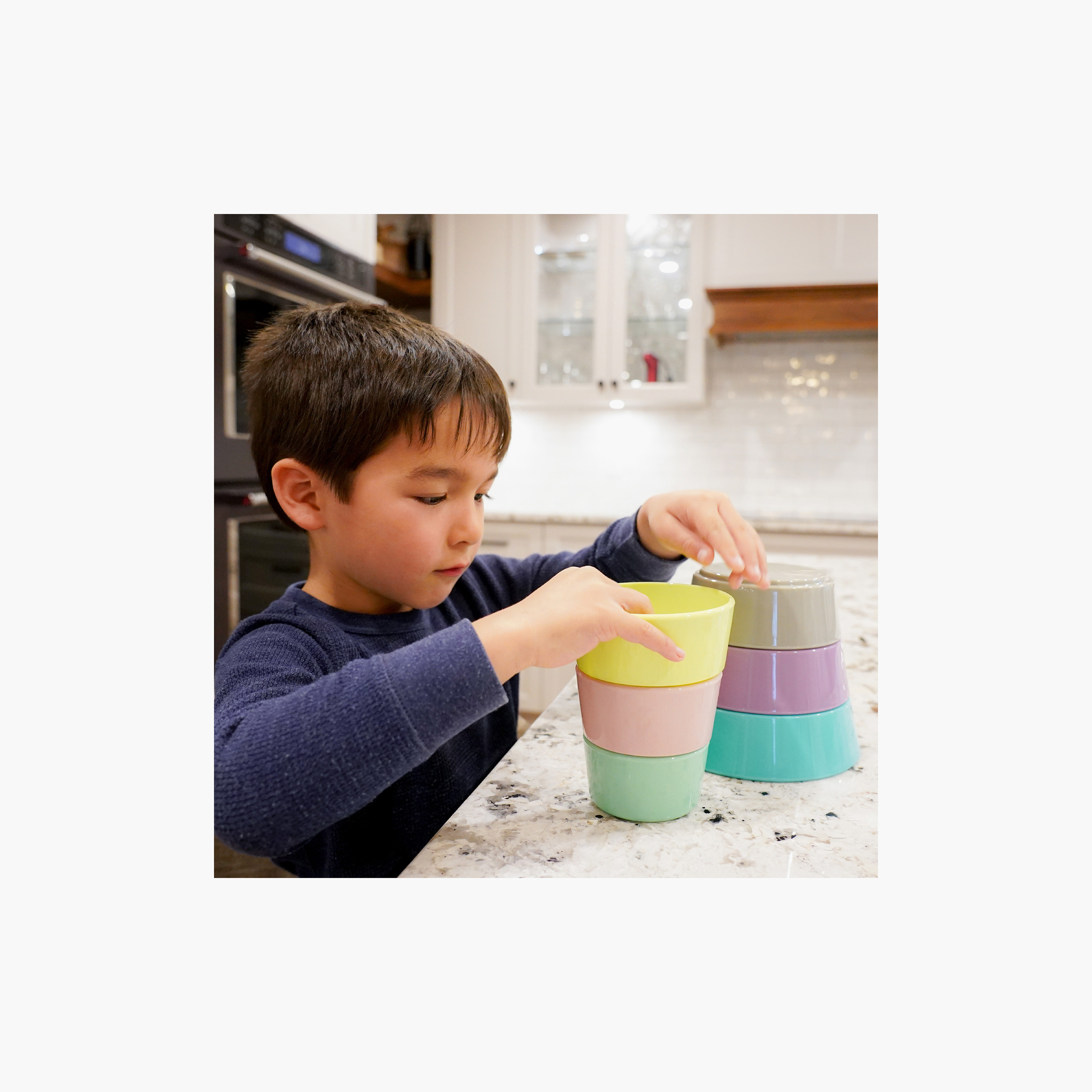 طقم وجبات مع أغطية قابل للتكديس من ميلي-baby-feeding-mealtimeessentials-image-7