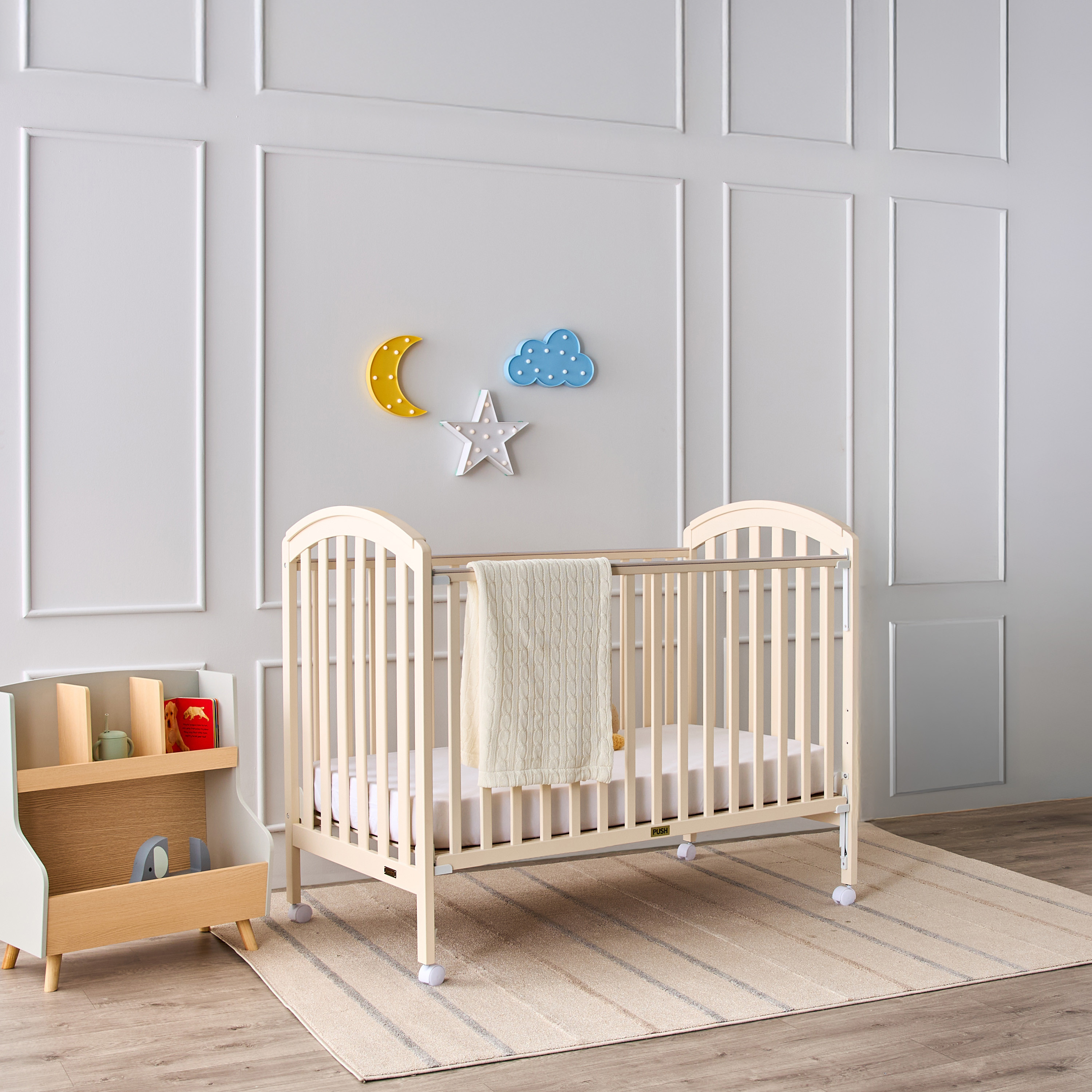 Juniors Capri Crib with Adjustable Height and Side Rails (Up to 3 years ...