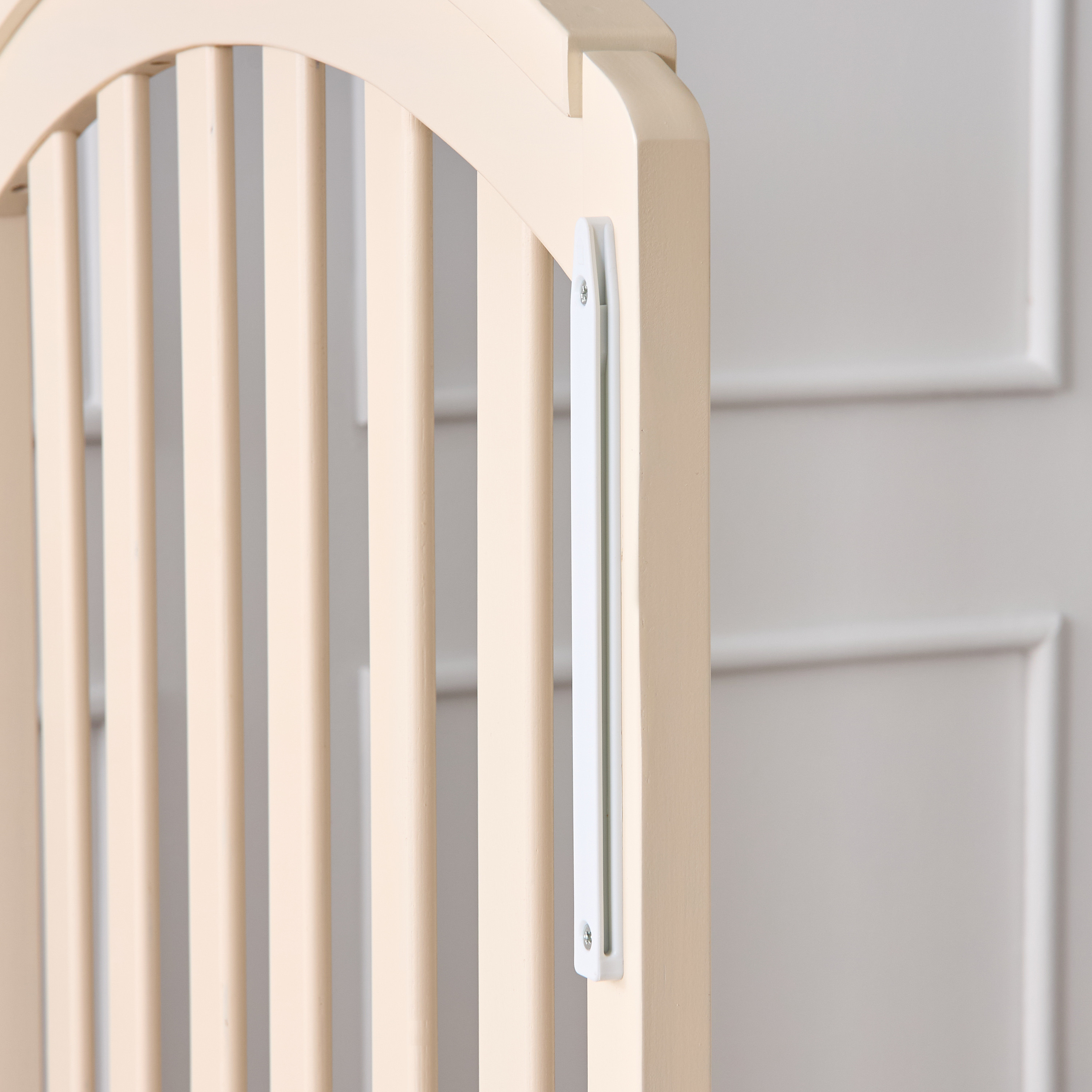Juniors Capri Crib with Adjustable Height and Side Rails (Up to 3 years ...