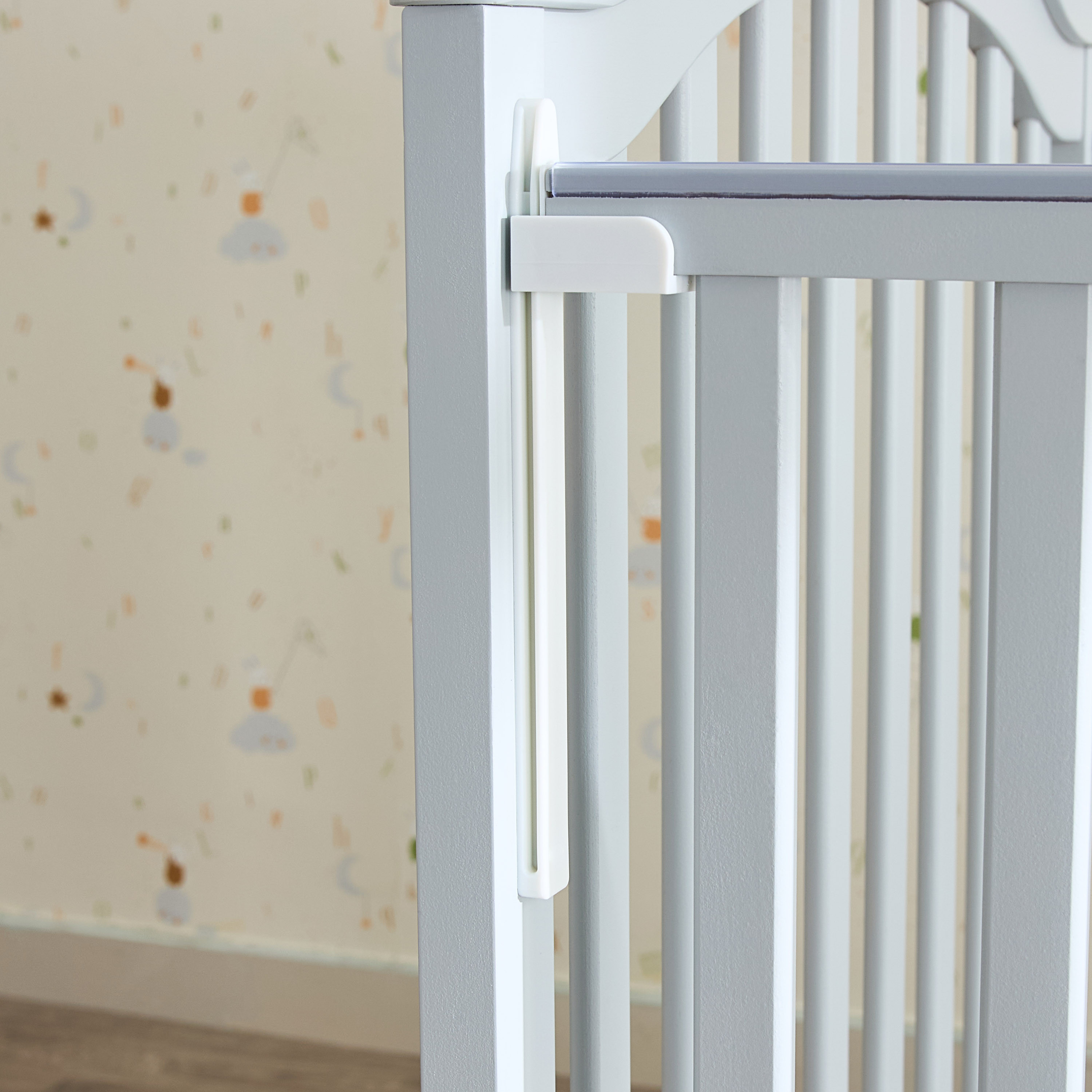 Juniors Henry Crib with Adjustable Height (Up to 3 years)-baby-nursery-furniture-cribsandbeds-babycribs-image-8