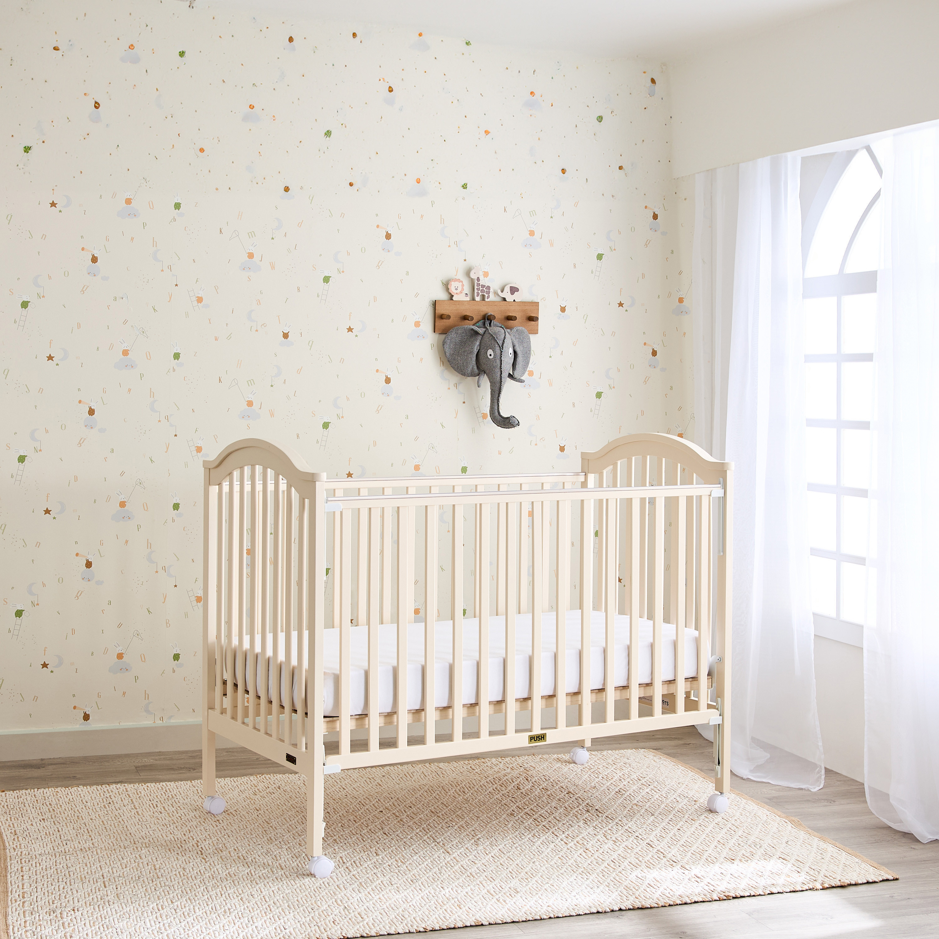 Juniors Henry Crib with Adjustable Height (Up to 3 years)-baby-nursery-furniture-cribsandbeds-babycribs-image-3