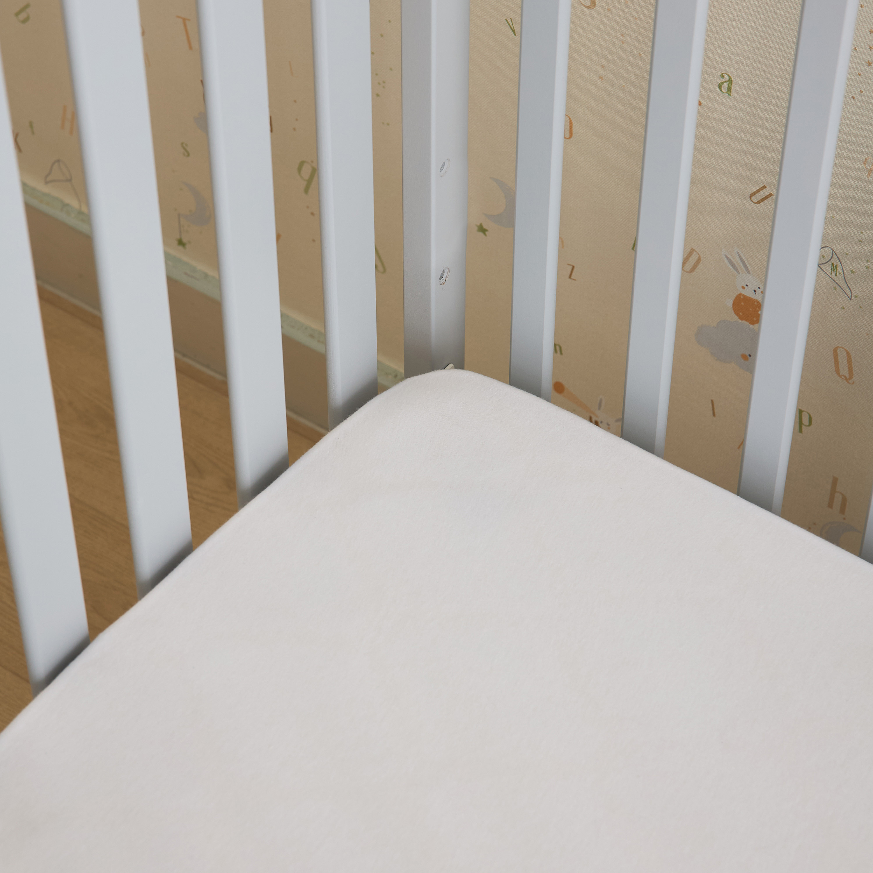 Juniors Charlotte Portable Wooden Crib-baby-nursery-furniture-cribsandbeds-babycribs-image-9