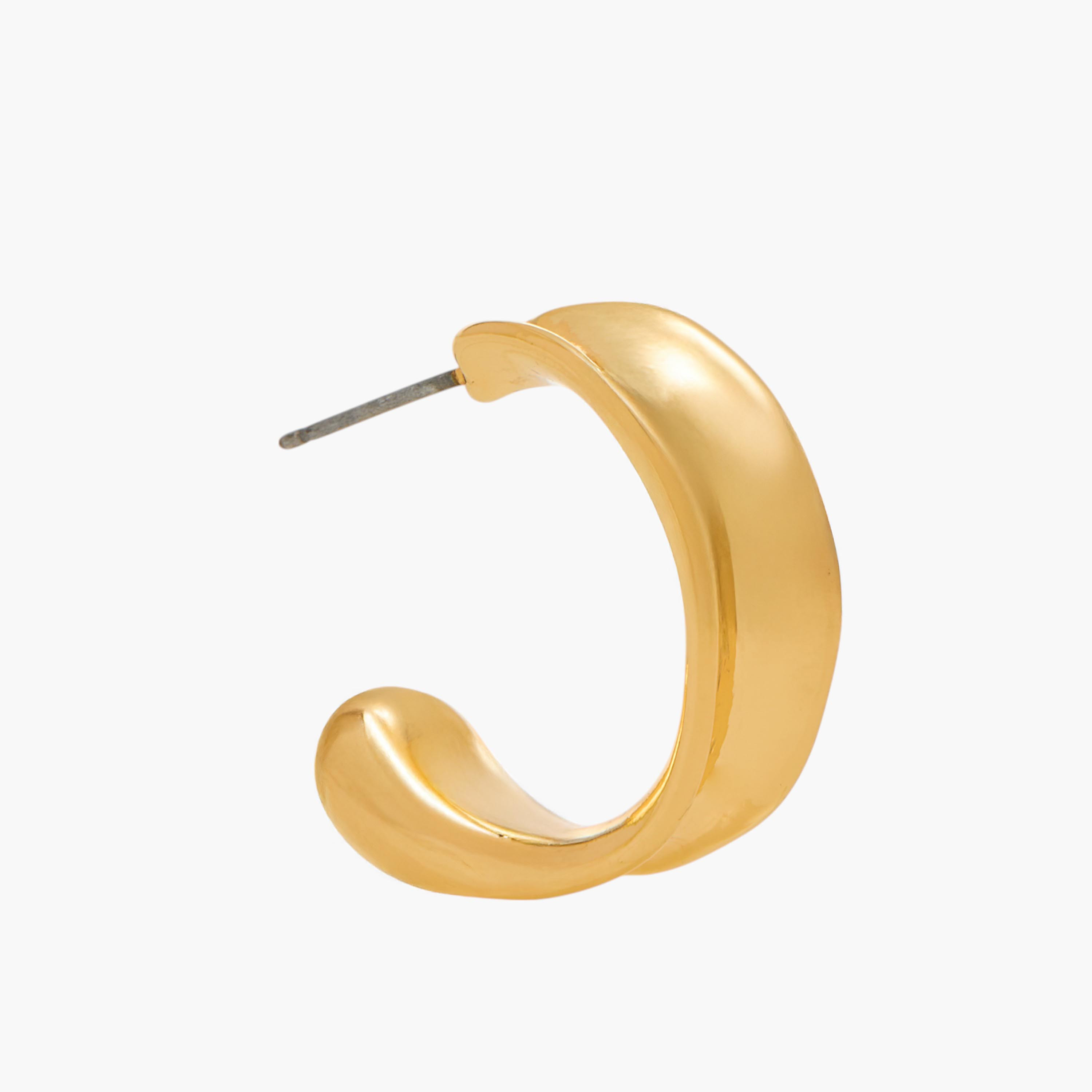 حلقان طوق ميتاليك بارزة الملمس بمكبس إغلاق خلفي - طقم 3 أزواج-women-watchesandjewellery-jewellery-earrings-image-4