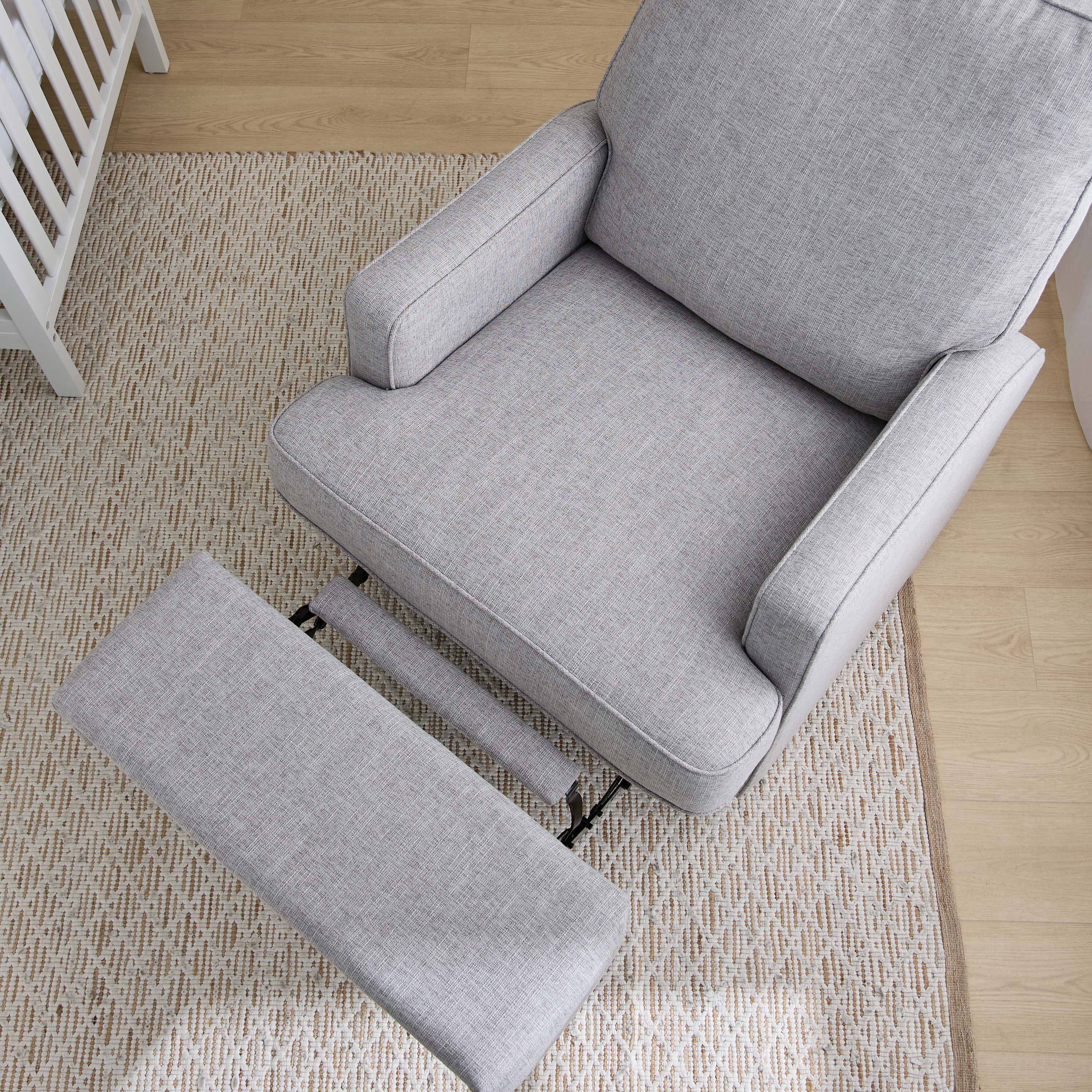 كرسي استرخاء كوين بمقعدين منزلق من جيجلز-baby-nursery-furniture-rockingchairs-image-3