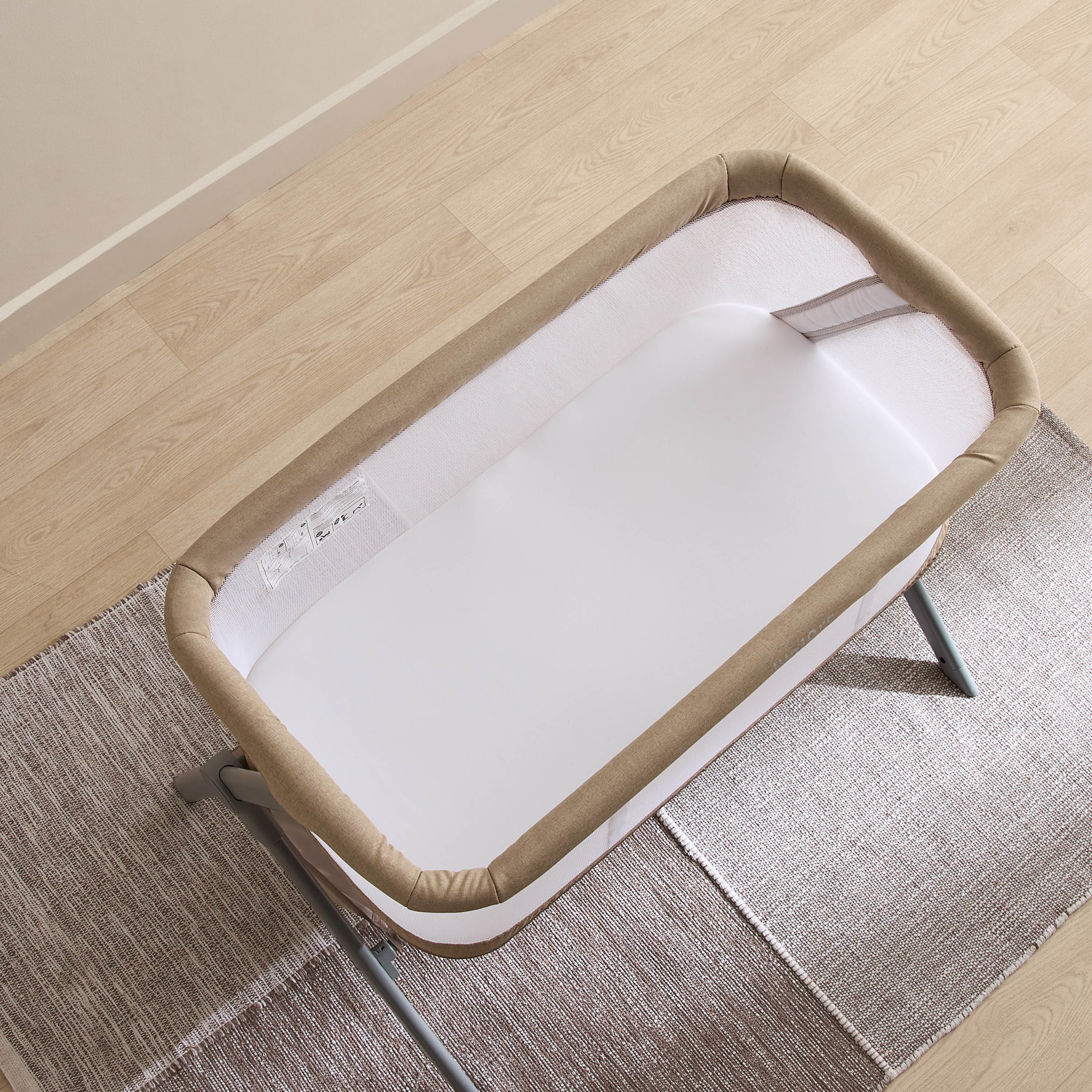 Juniors Fred Bassinet-baby-nursery-furniture-cribsandbeds-bassinets-image-4