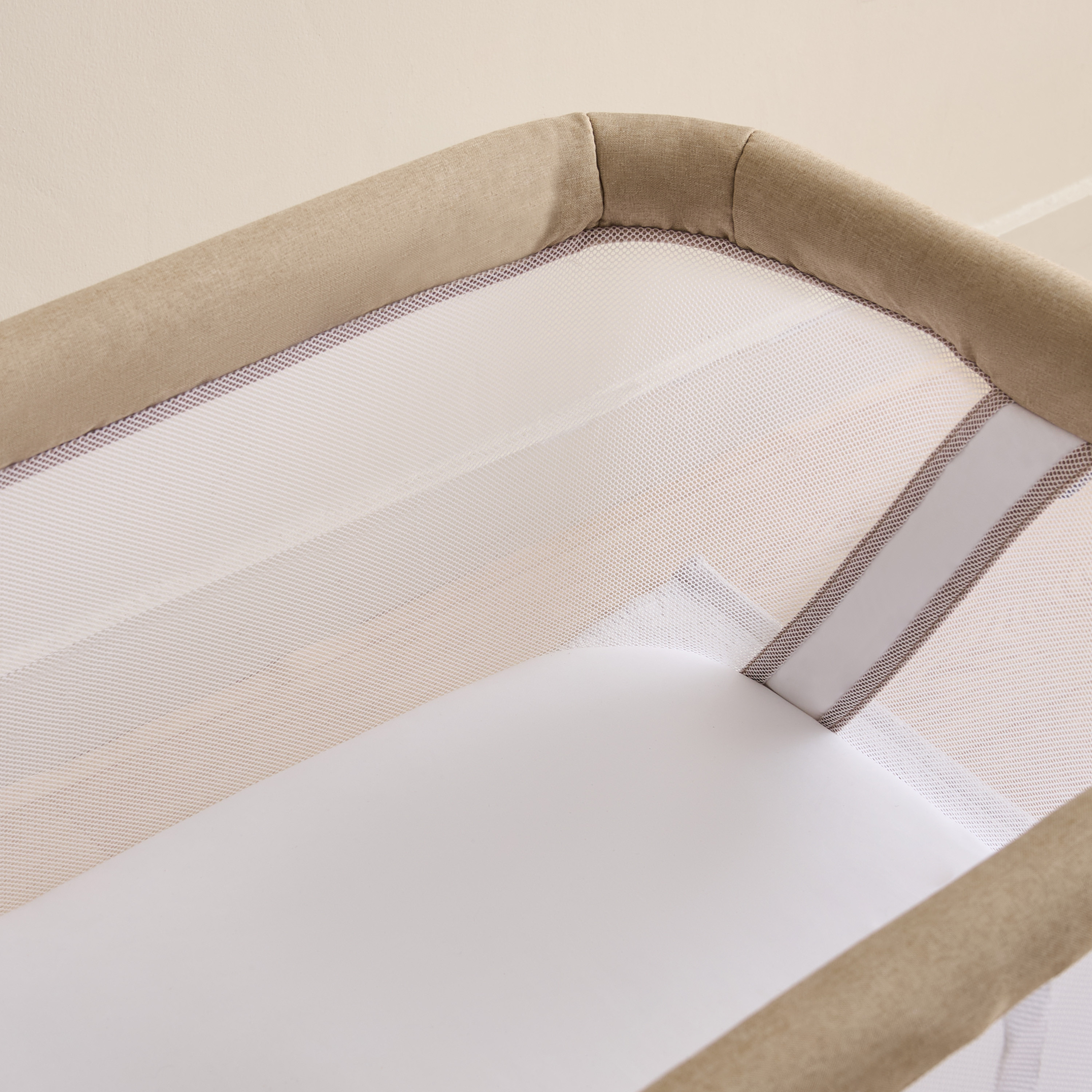Juniors Fred Bassinet-baby-nursery-furniture-cribsandbeds-bassinets-image-8