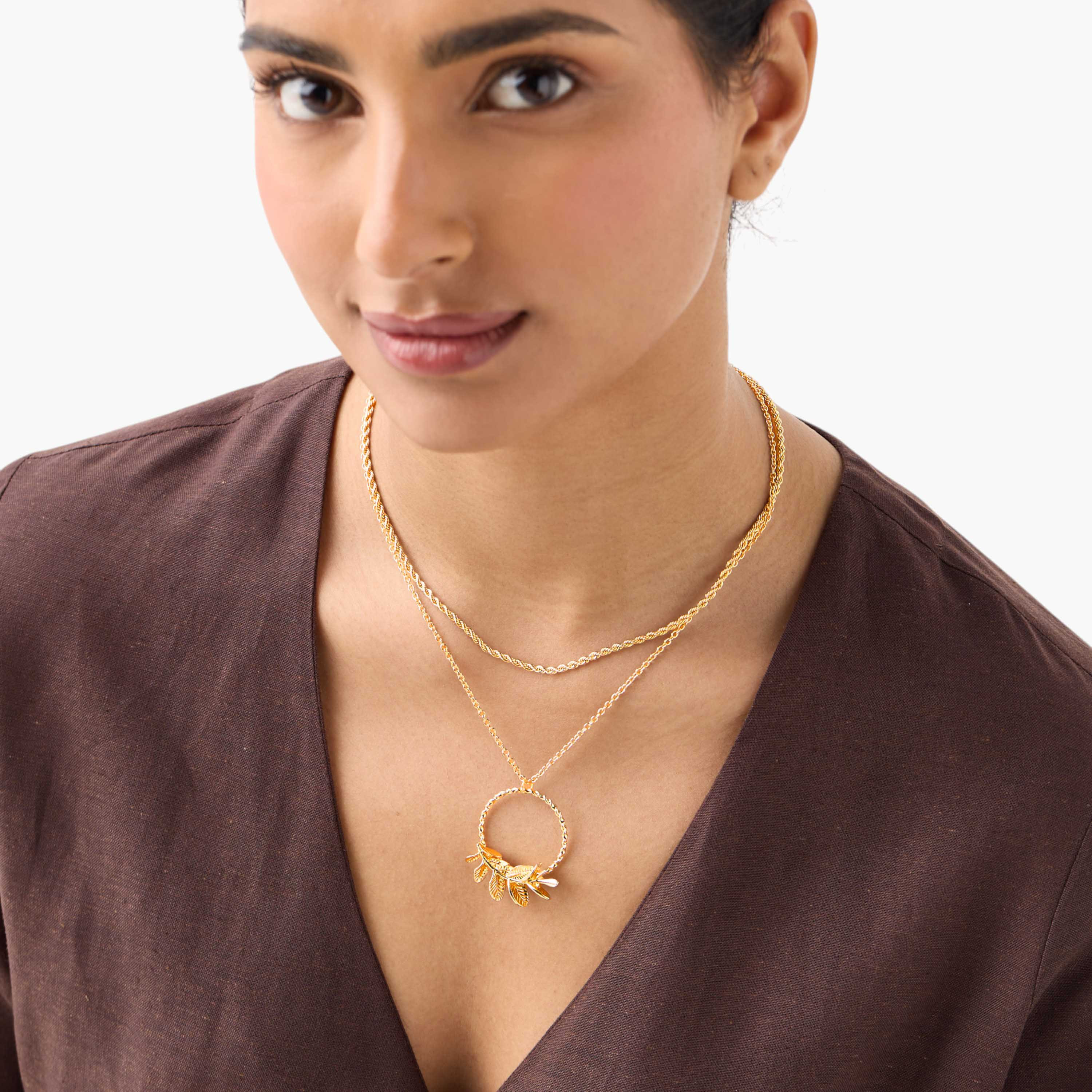 Metallic 2-Layer Pendant Necklace with Lobster Clasp Closure-women-watchesandjewellery-jewellery-necklacesandpendants-image-2