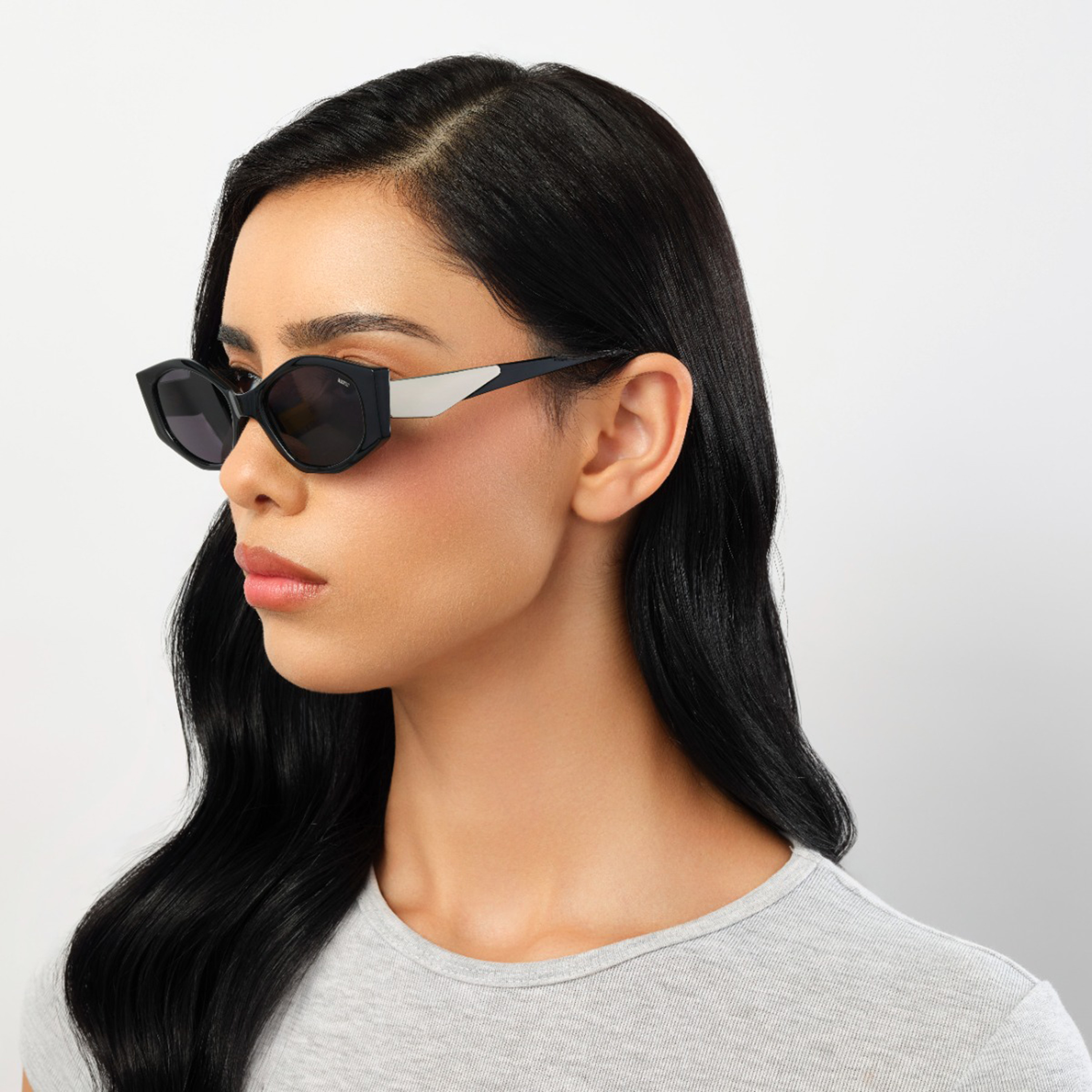 بلاك آوت-  نظارات شمسية هندسية رمادية اللون   51 مم BLA-000316-0107-women-sunglasses-image-4