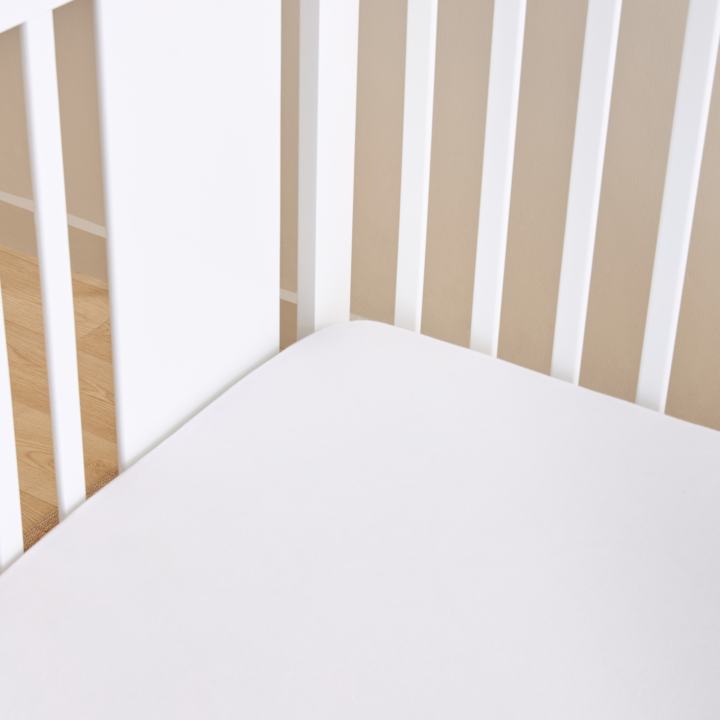 Juniors Crib with Adjustable Side Rails and Wheels (Up to 3 years)-baby-nursery-furniture-cribsandbeds-babycribs-image-9