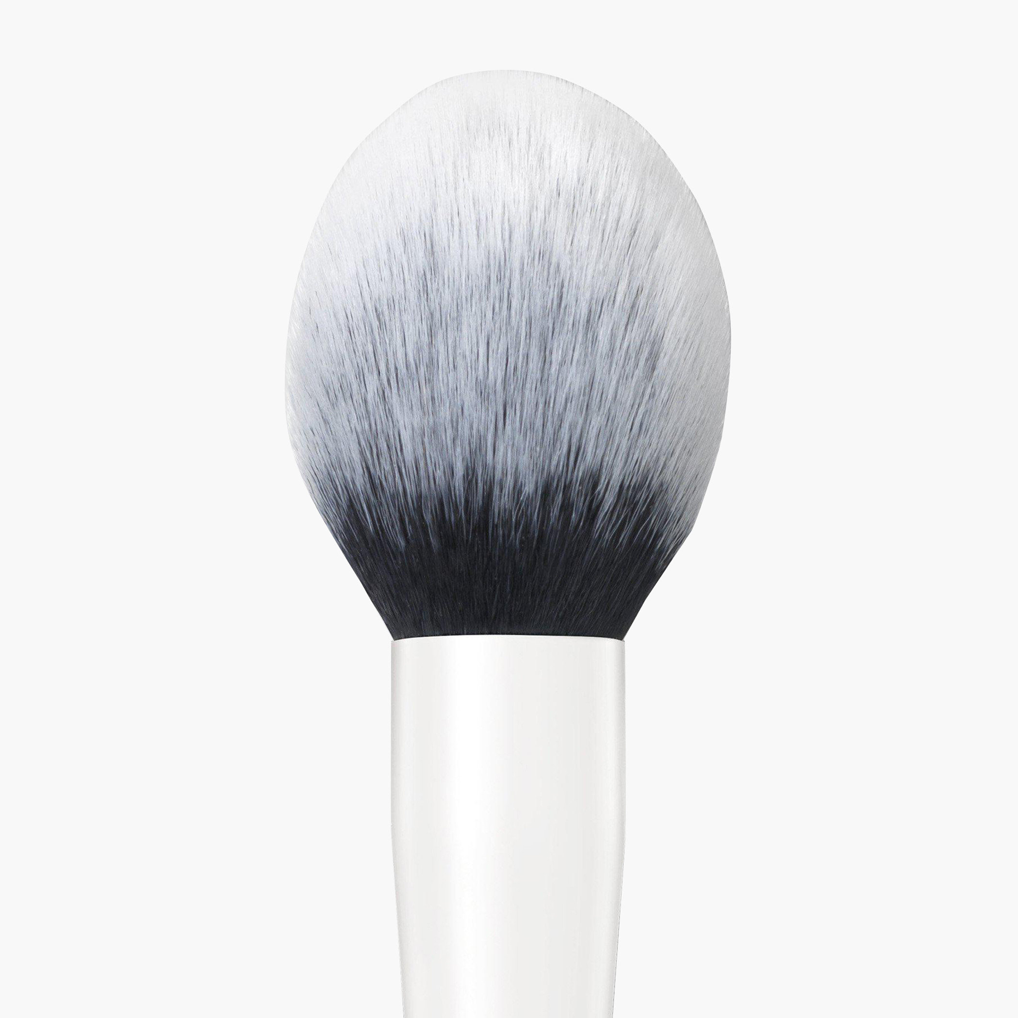 فرشاة مكياج ذا بلاشر من إيزادورا-beautyandpersonalcare-makeup-brushesandaccessories-brushes-image-2