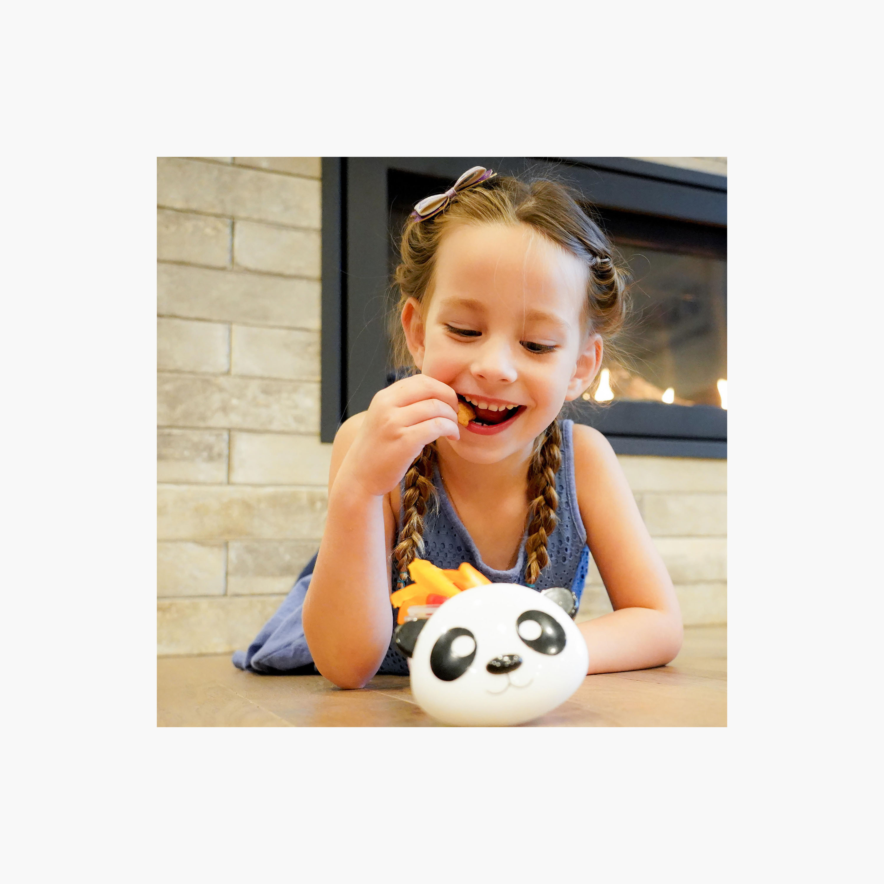 Melii Panda Snack Container-baby-feeding-mealtimeessentials-image-6