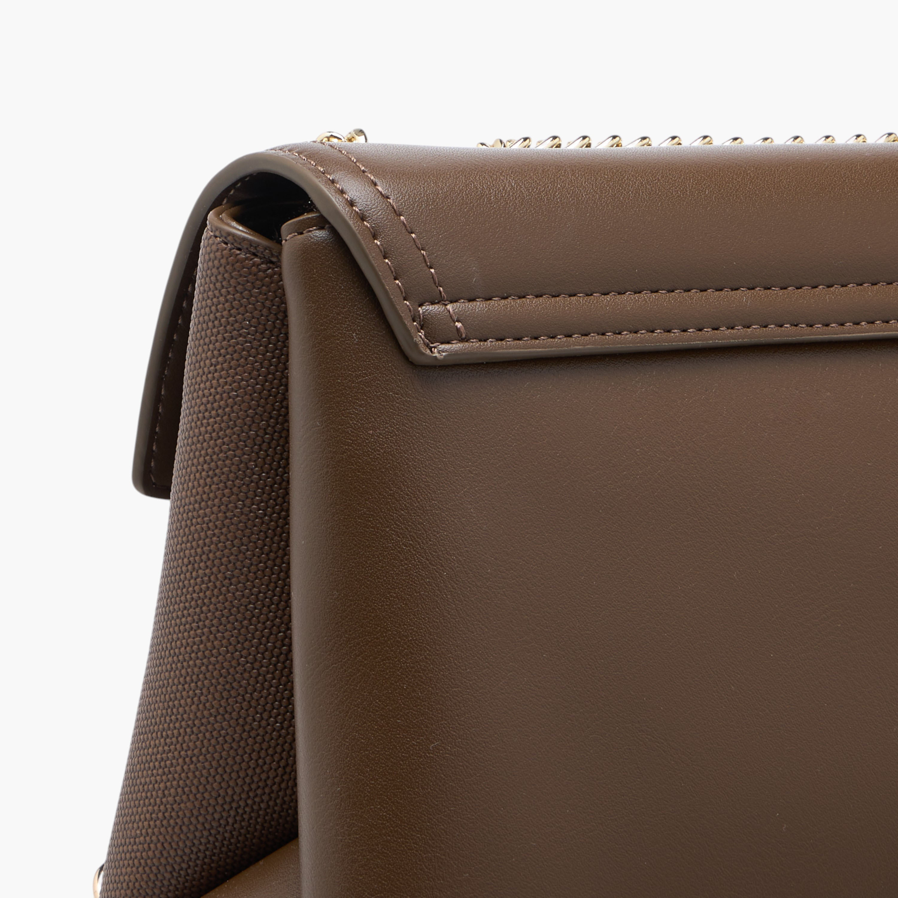 شنطة كروس بودي سادة بحزام سلسلة ومحفظة بسحاب إغلاق دائري من مارينا جالانتي-women-bagsandwallets-handbags-image-8