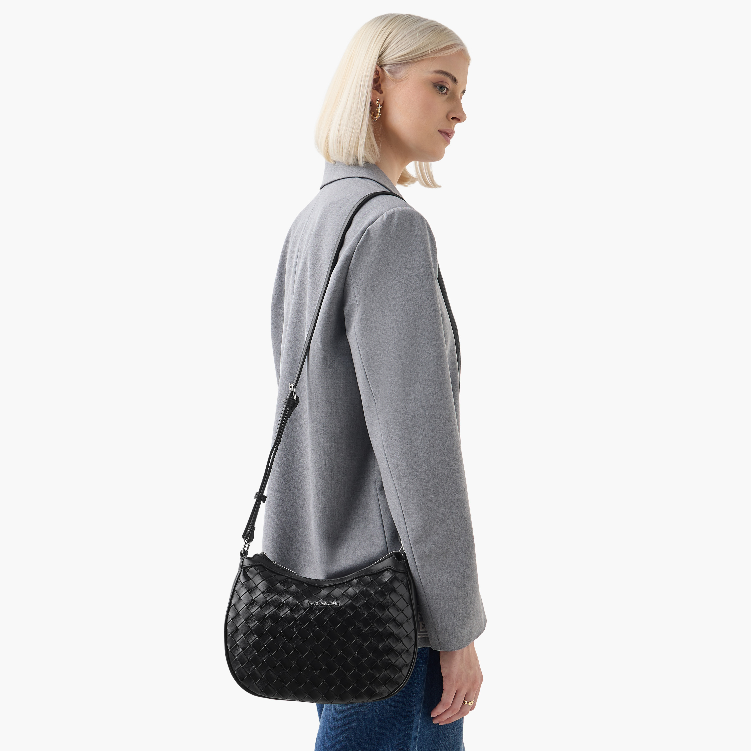 شنطة كروس بودي بارزة الملمس بحزام قابل للتعديل وسحاب إغلاق من مارينا جالانتي-women-bagsandwallets-handbags-image-10