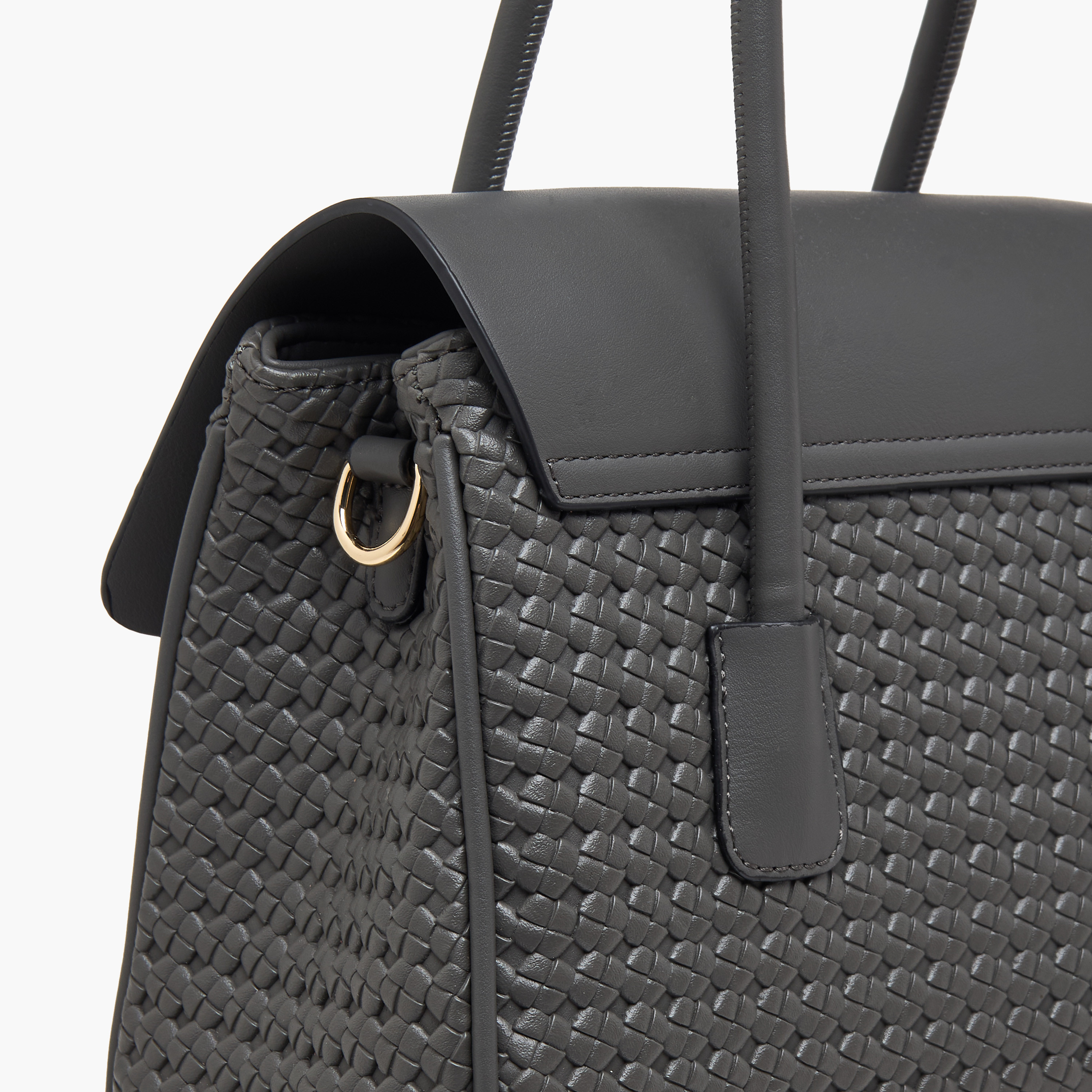 شنطة توتي بارزة الملمس بحزام قابل للفصل وسحاب إغلاق من بيسي لندن-women-bagsandwallets-handbags-image-6