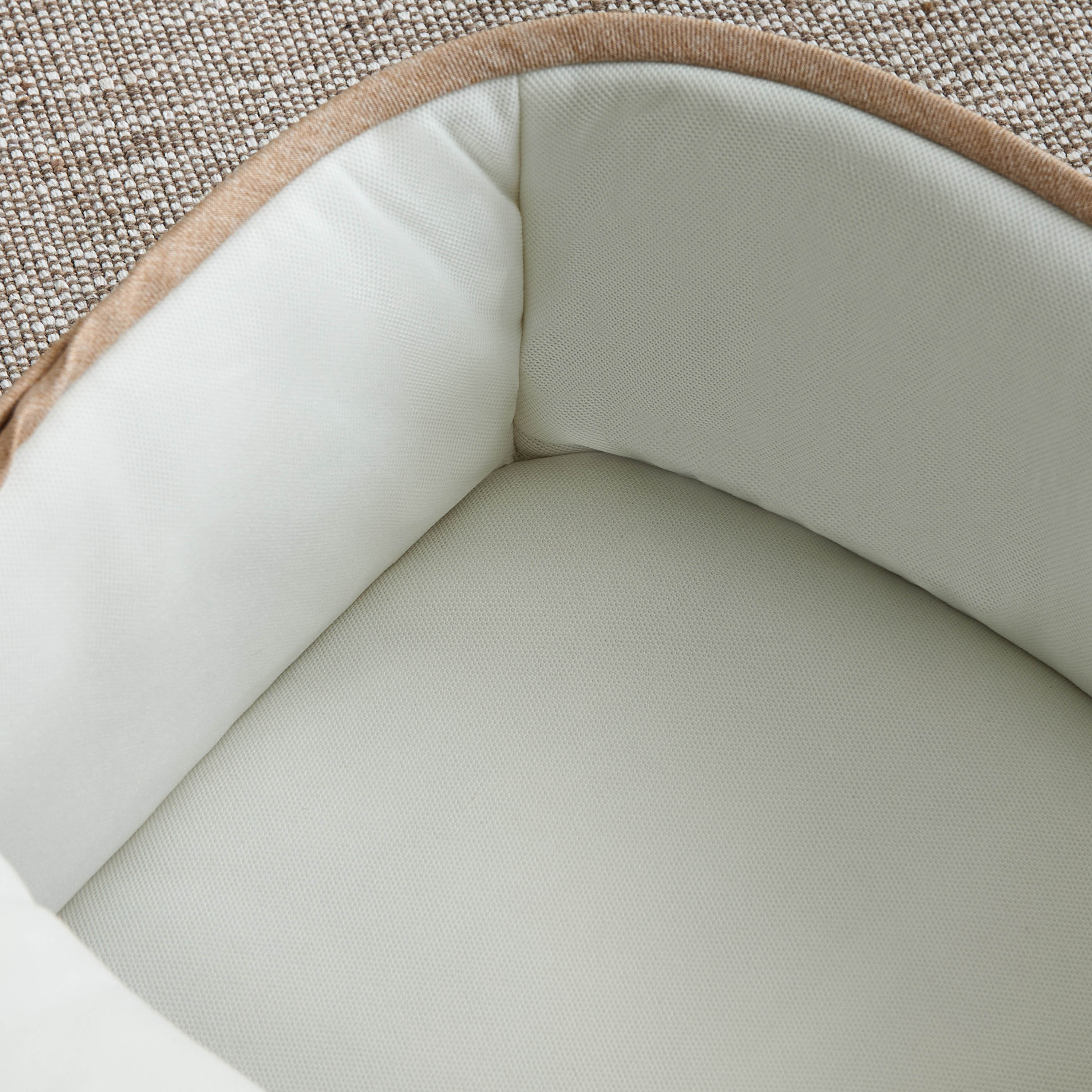 مهد أطفال محمول جيمي من جونيورز-baby-nursery-furniture-mosesbaskets-image-9