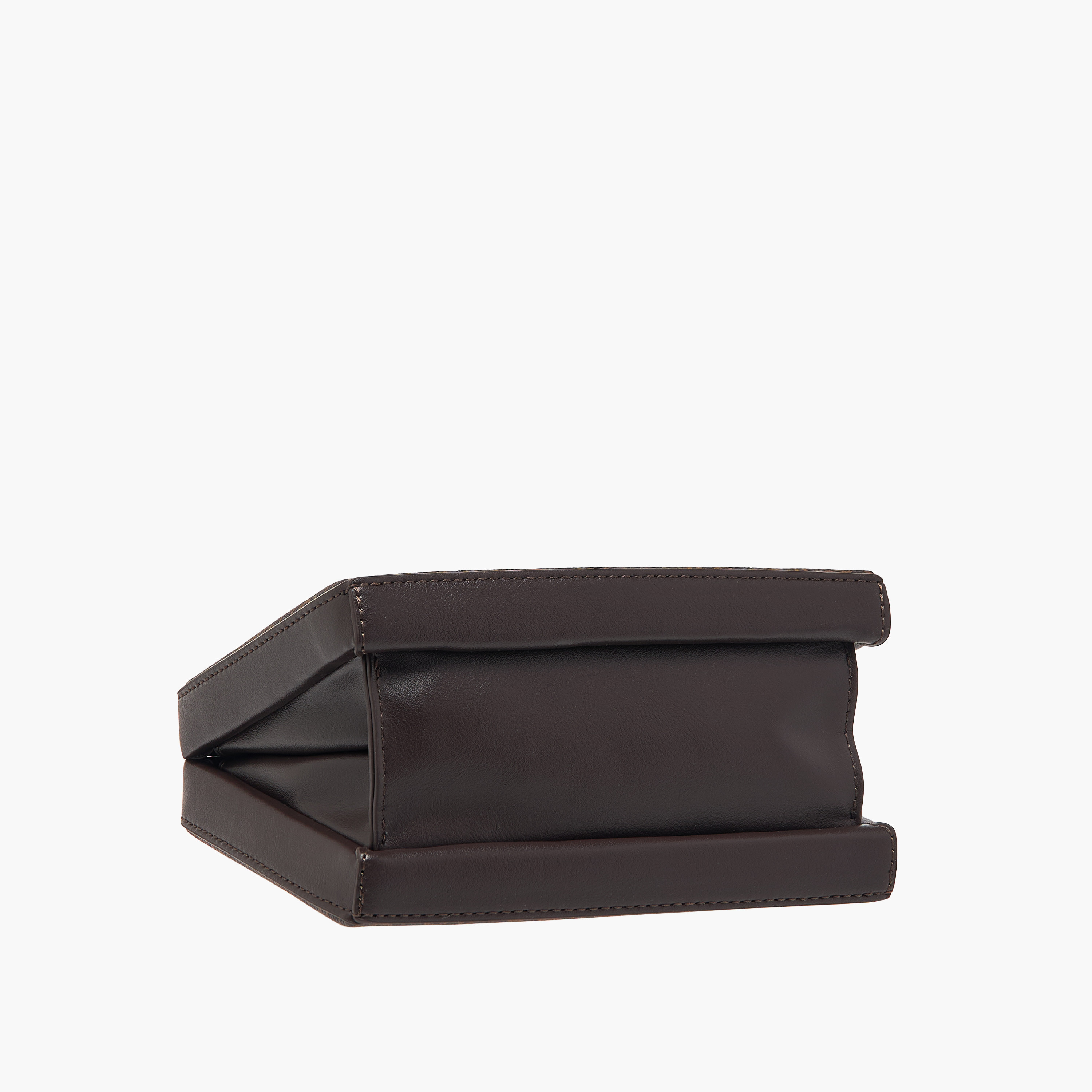 شنطة توتي بطبعات مونوجرام وحزام قابل للفصل وإغلاق مغناطيسي من سيليست-women-bagsandwallets-handbags-image-6