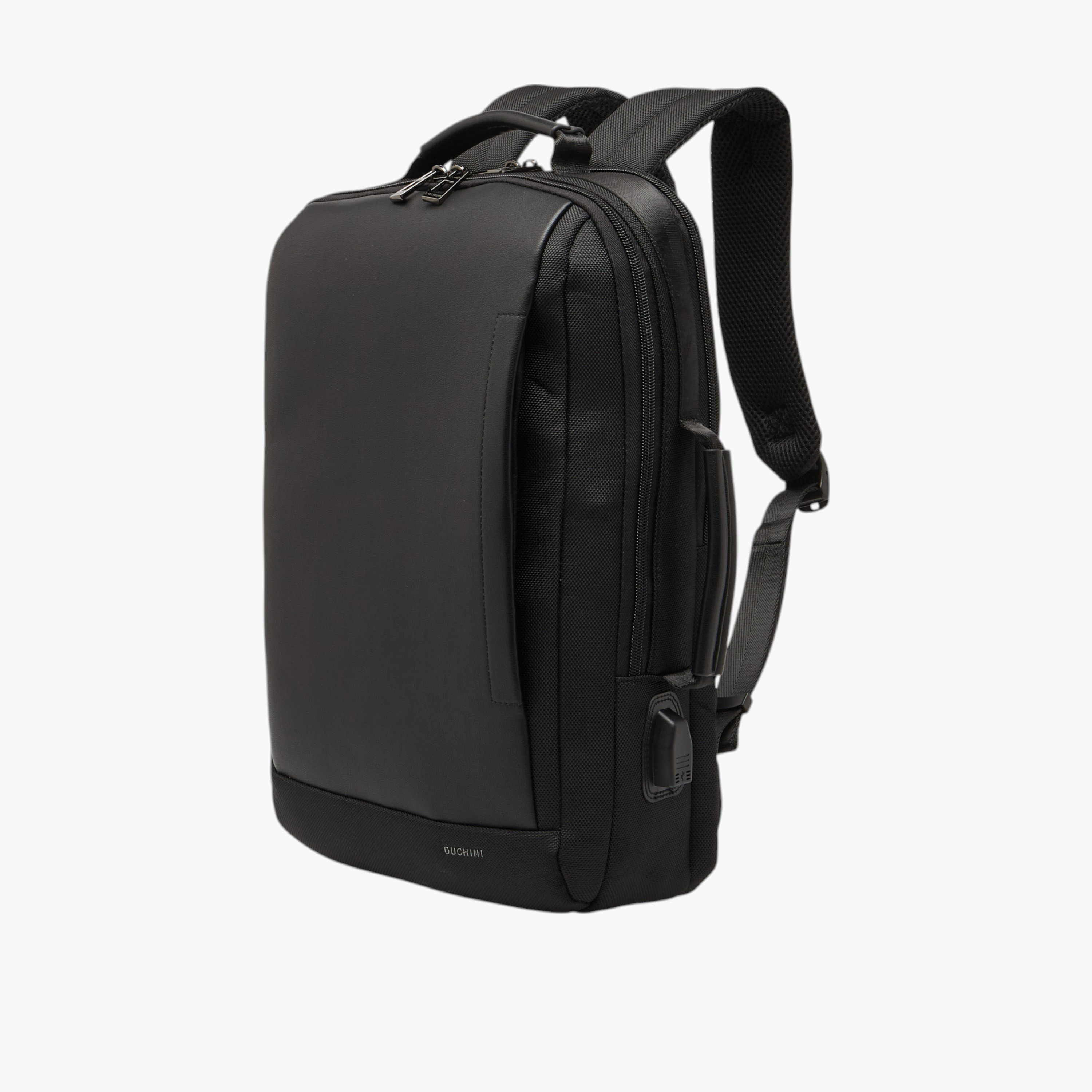 شنطة ظهر سادة بحمالات قابلة للتعديل ومقبض من دوتشيني-men-bags-image-3