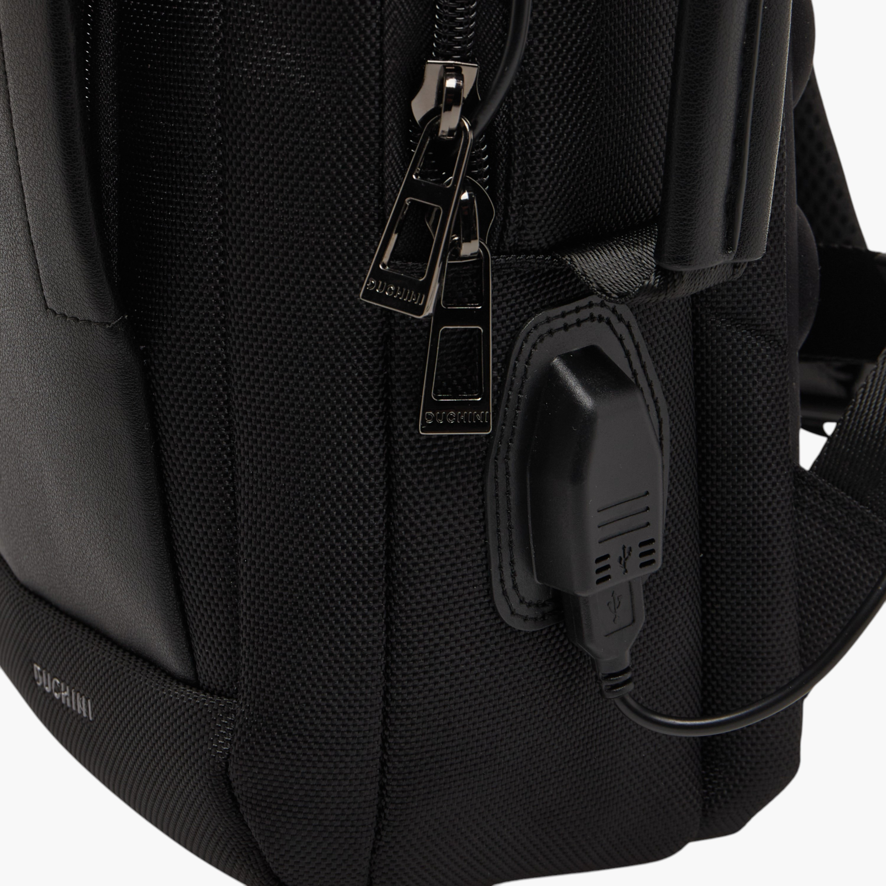 شنطة ظهر سادة بحمالات قابلة للتعديل ومقبض من دوتشيني-men-bags-image-8