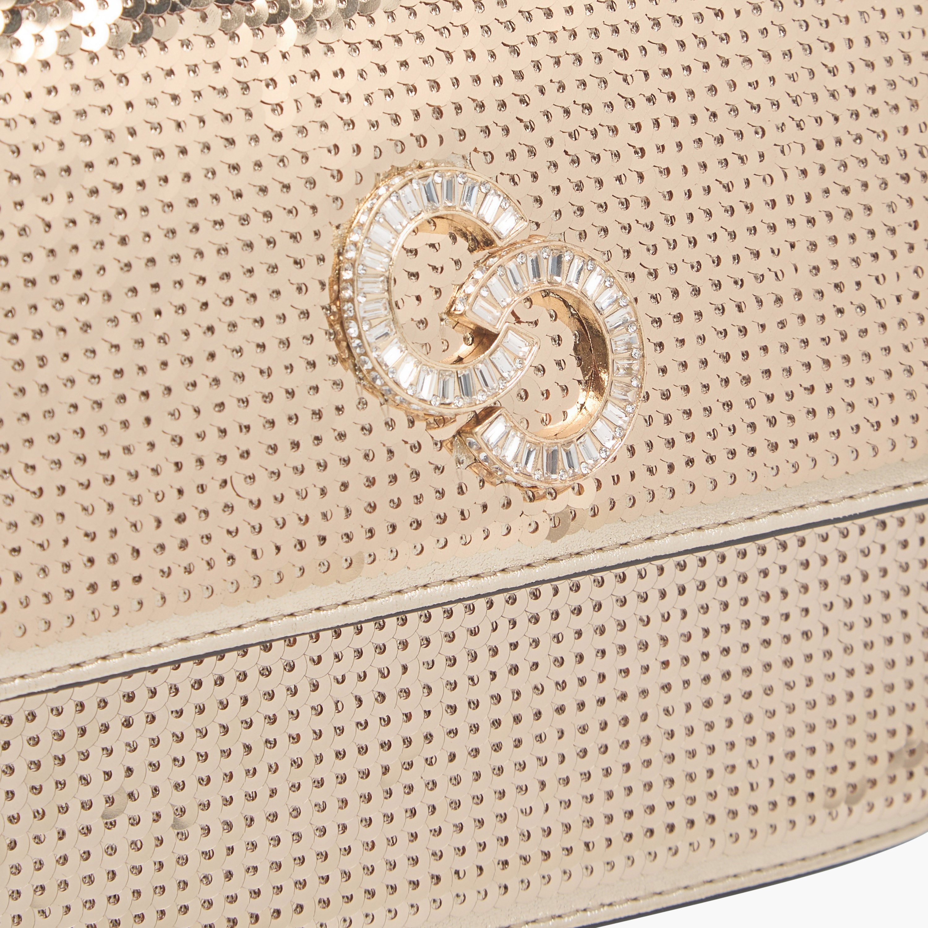 شنطة ساتشيل بمقبض وحزام قابل للفصل وزينة ترتر من سيليست-women-bagsandwallets-handbags-image-4