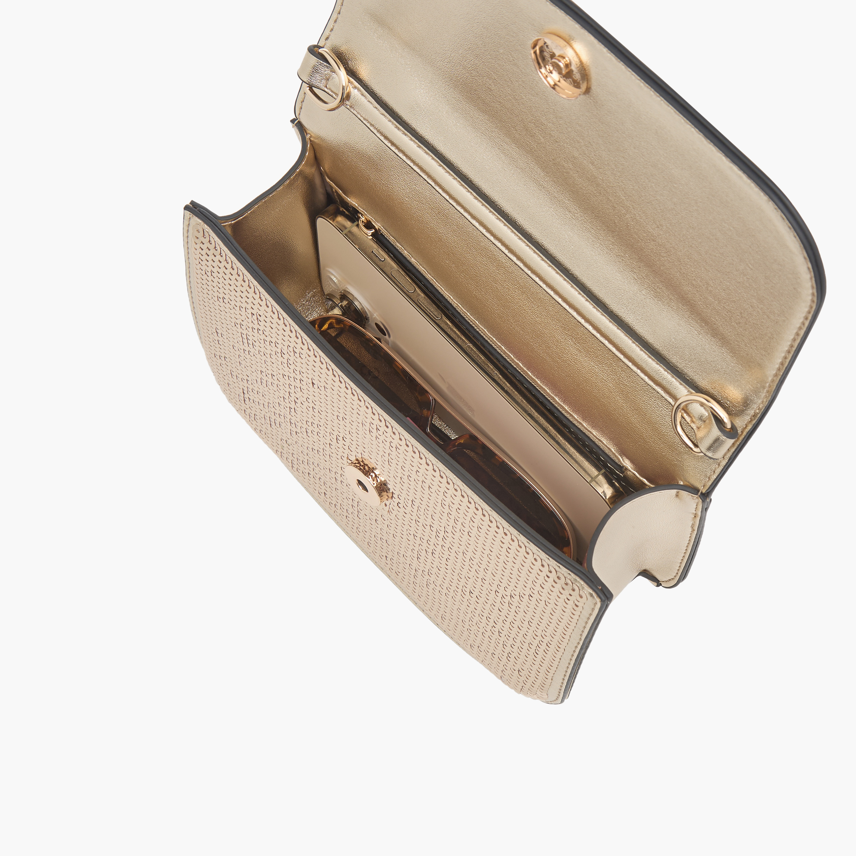 شنطة ساتشيل بمقبض وحزام قابل للفصل وزينة ترتر من سيليست-women-bagsandwallets-handbags-image-7