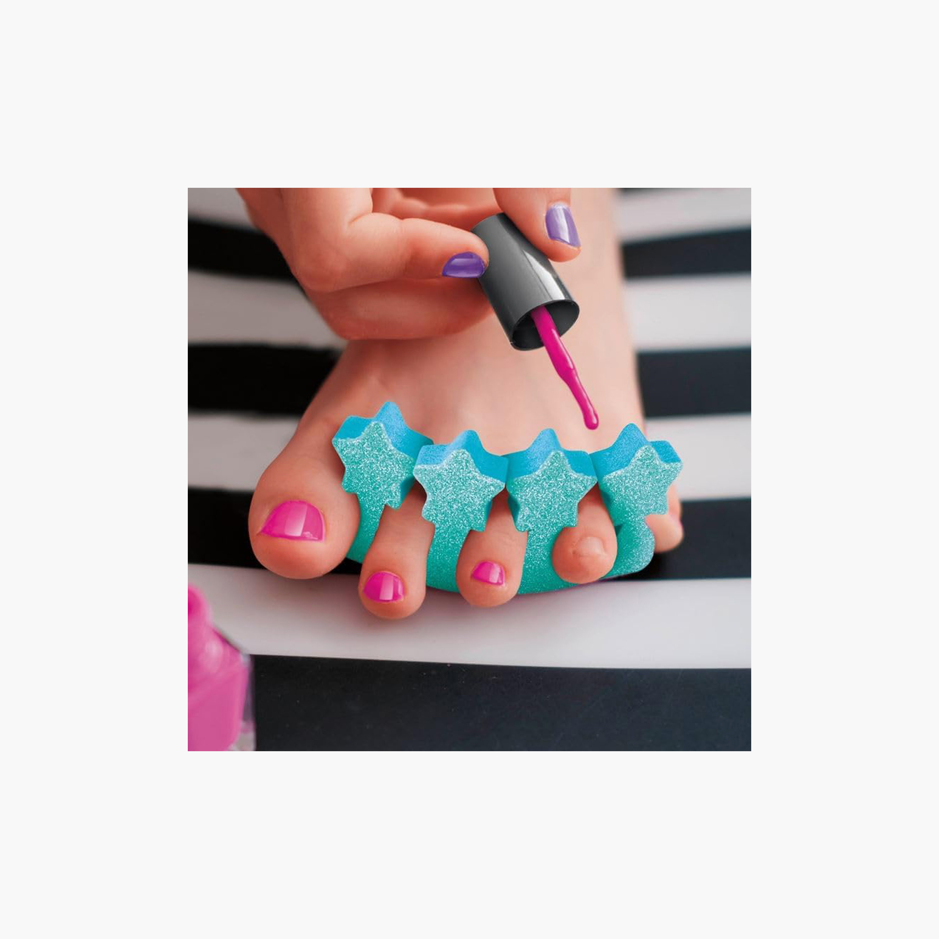 Barbie Sparkling Mani-Pedi Designer Kit-toys-roleplay-makeupandcosmeticsets-image-5