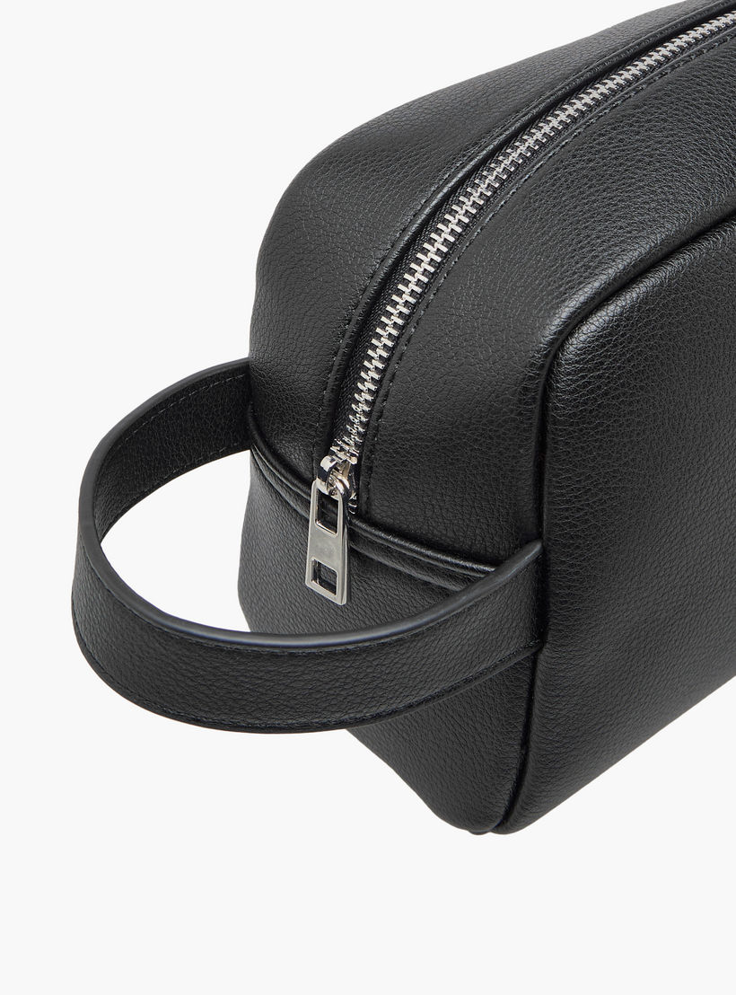 شنطة صغيرة بارزة الملمس بسحاب إغلاق وحزام معصم من دوتشيني-travel-accessories-image-4